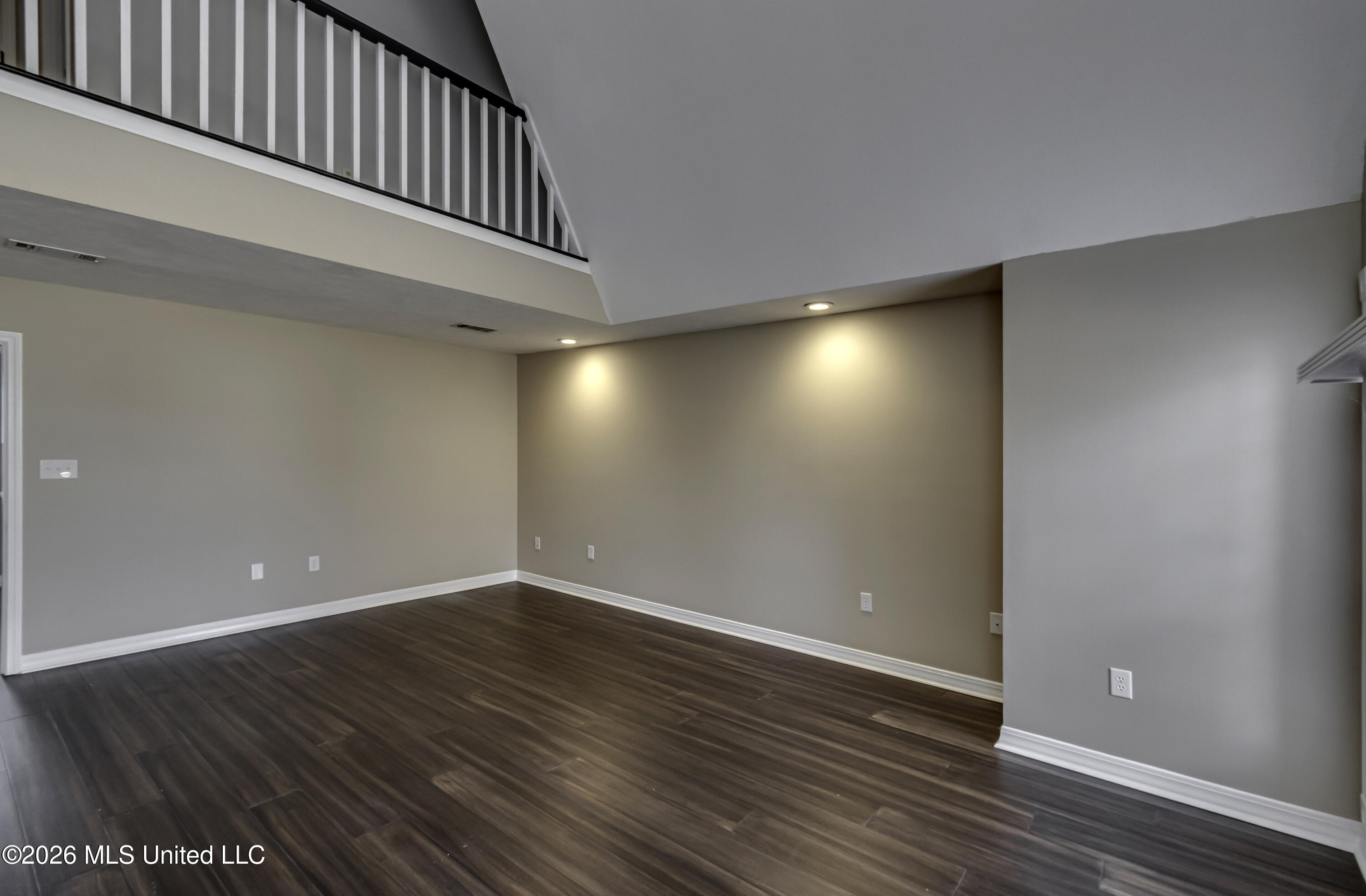 823 Bibury Place Property Photo 8