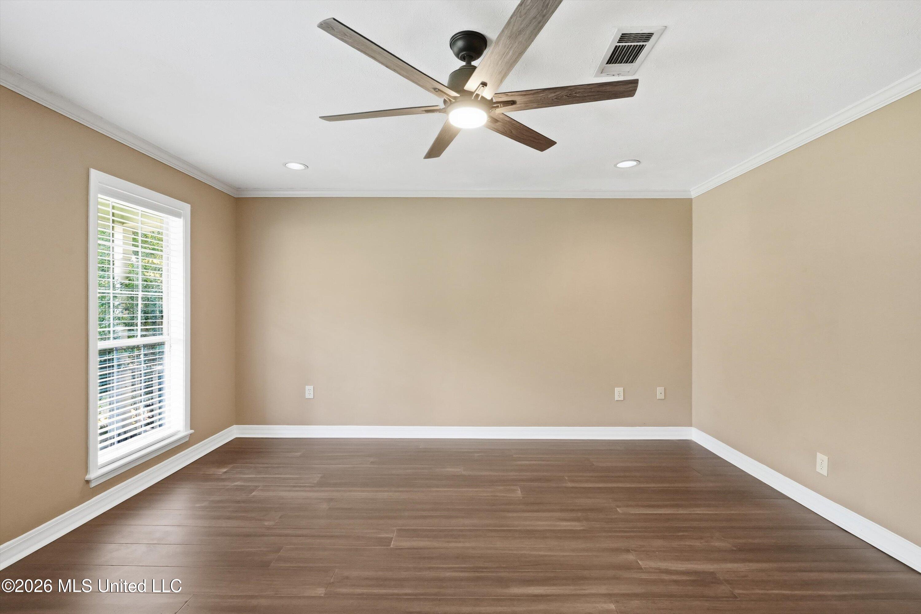 823 Bibury Place Property Photo 28