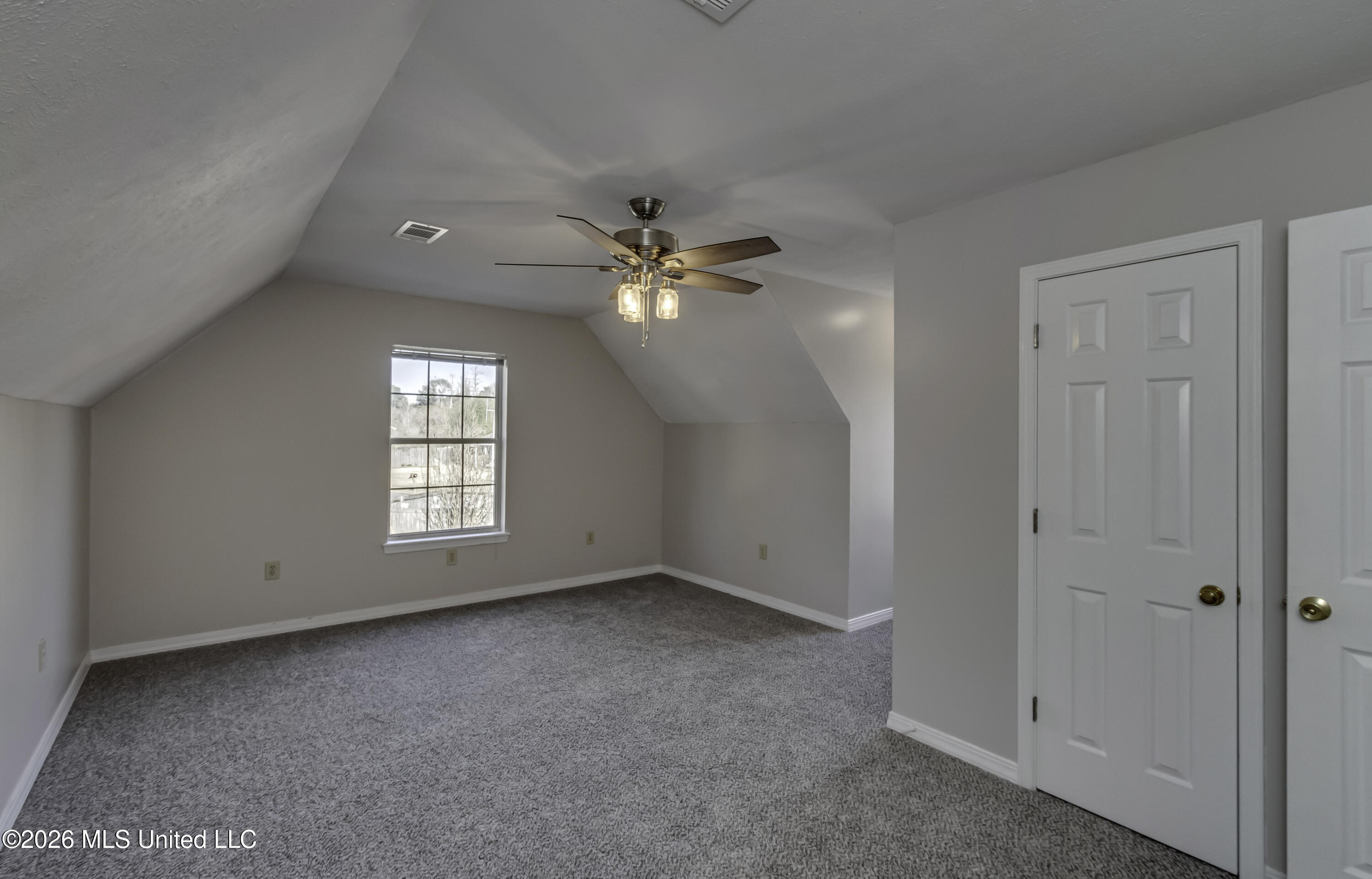 823 Bibury Place Property Photo 44