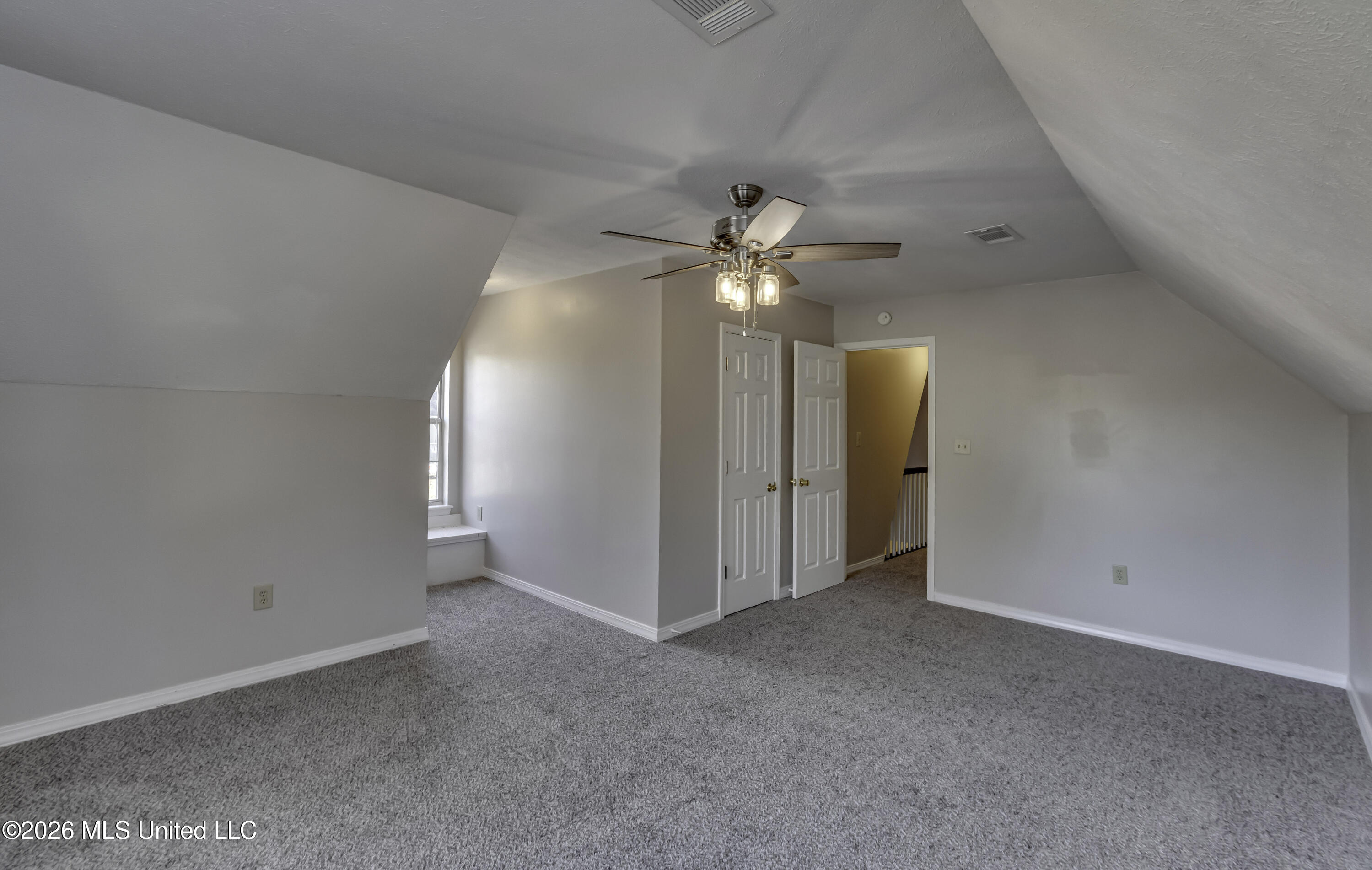 823 Bibury Place Property Photo 45