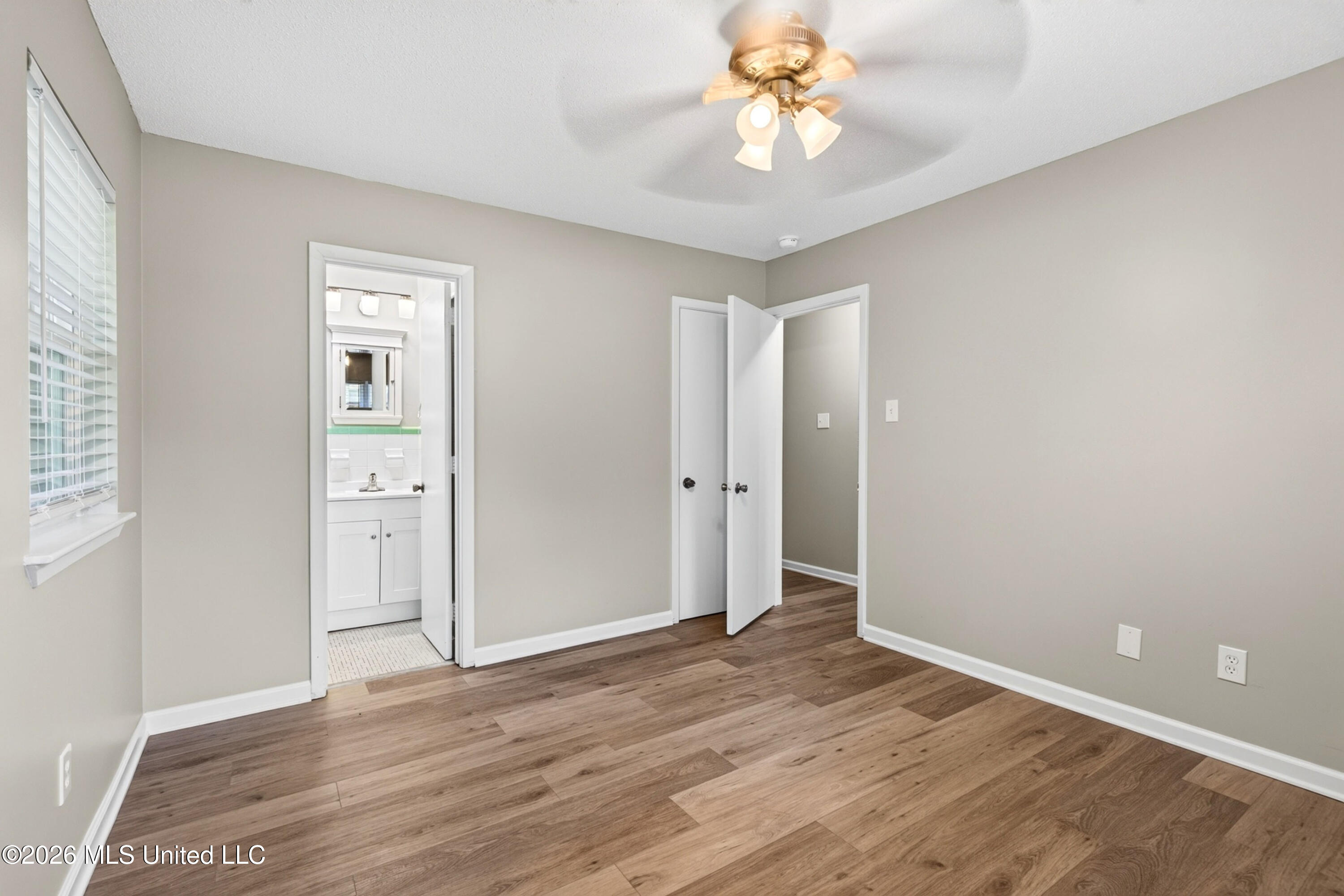2211 Popps Ferry Road Property Photo 18