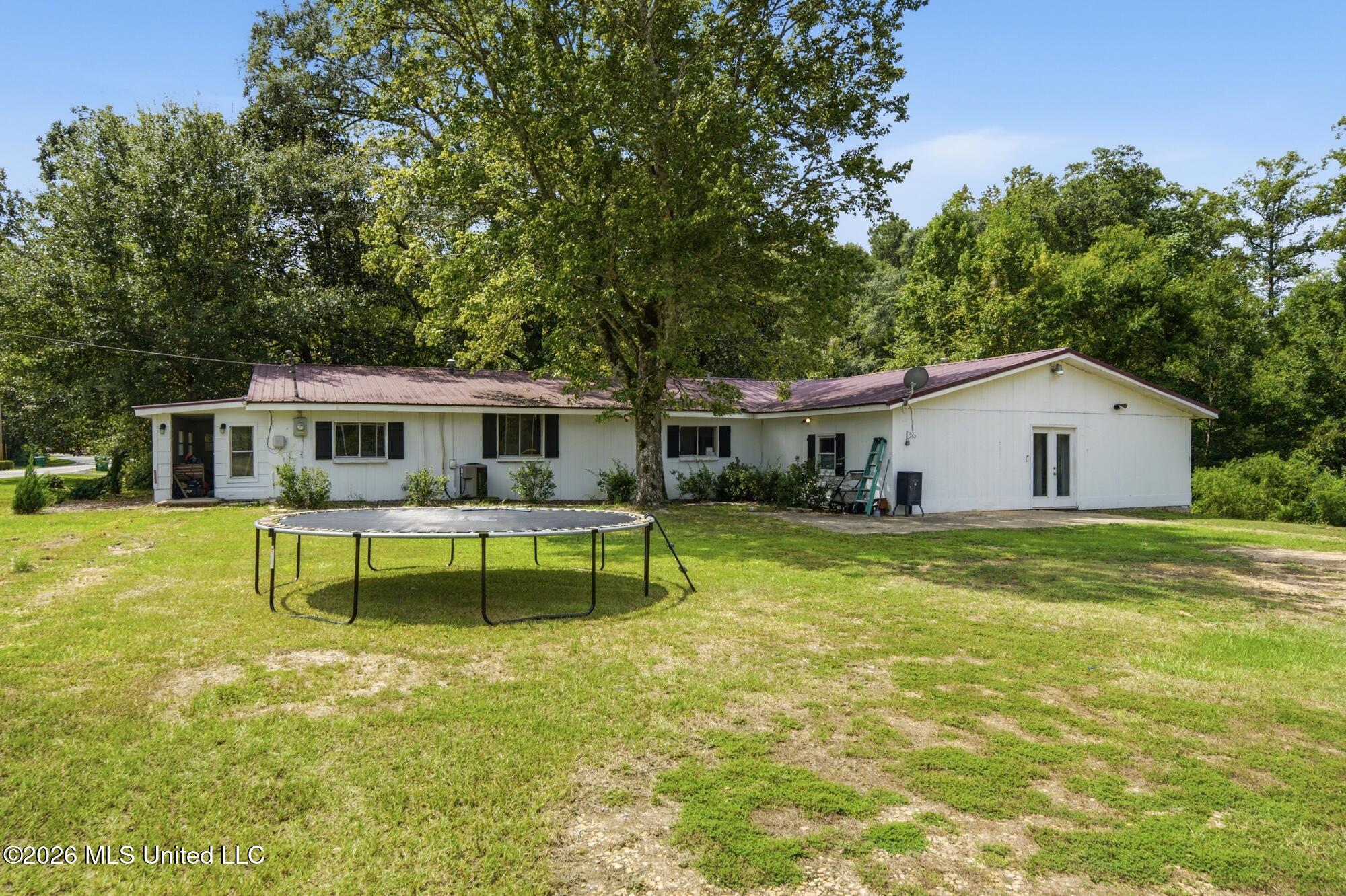 1508 Carterville Road Property Photo 3