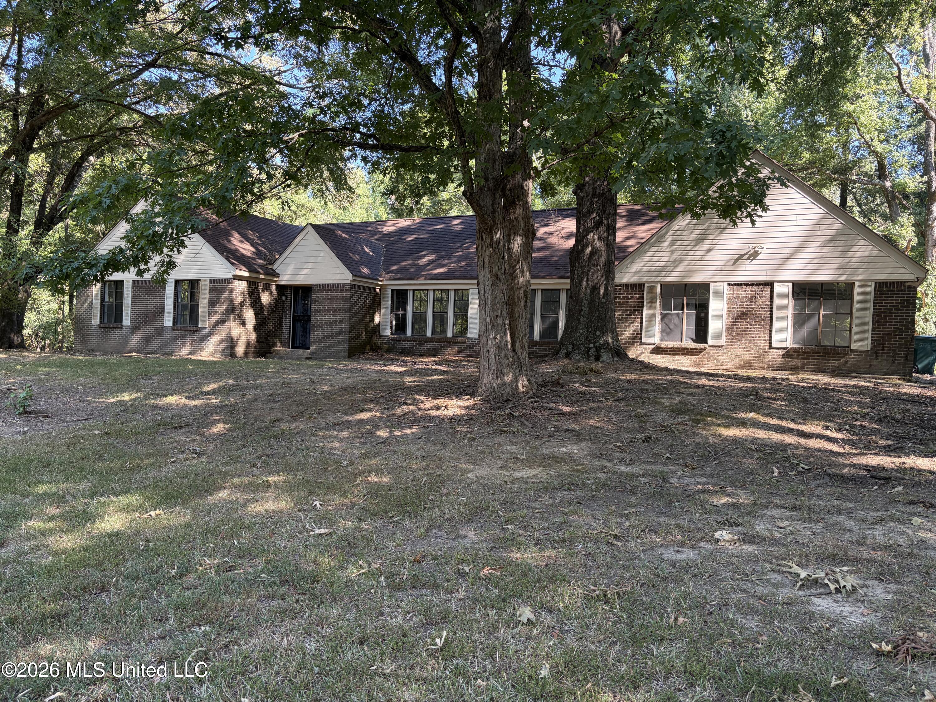 3630 Debbie Drive Property Photo 1