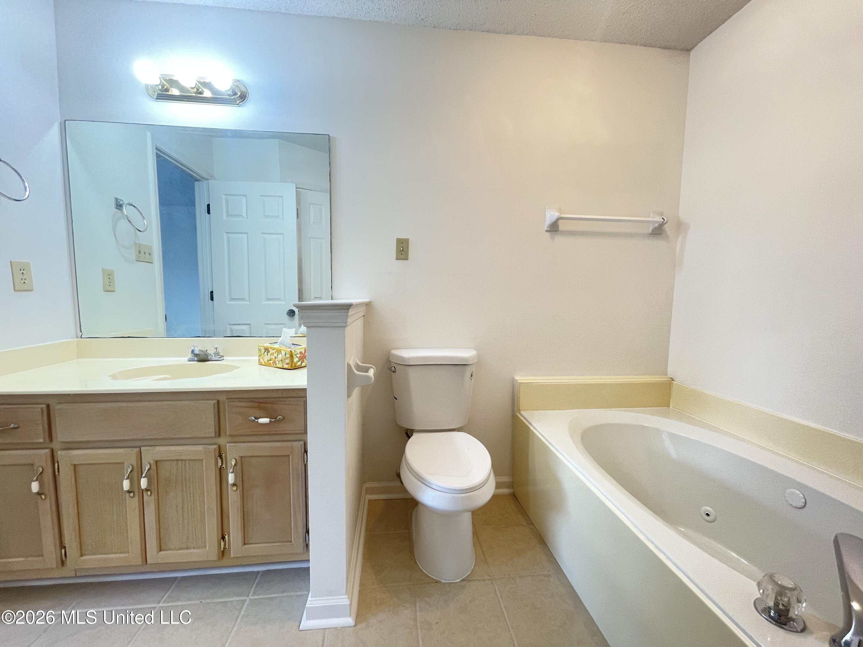 388 W Blair Drive Property Photo 6
