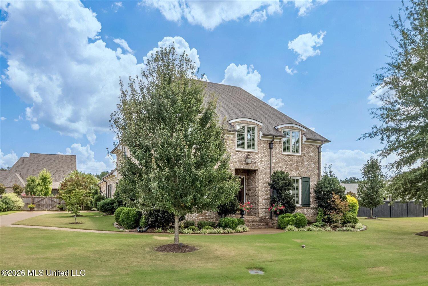 4480 Woodgate Lane Property Photo 4