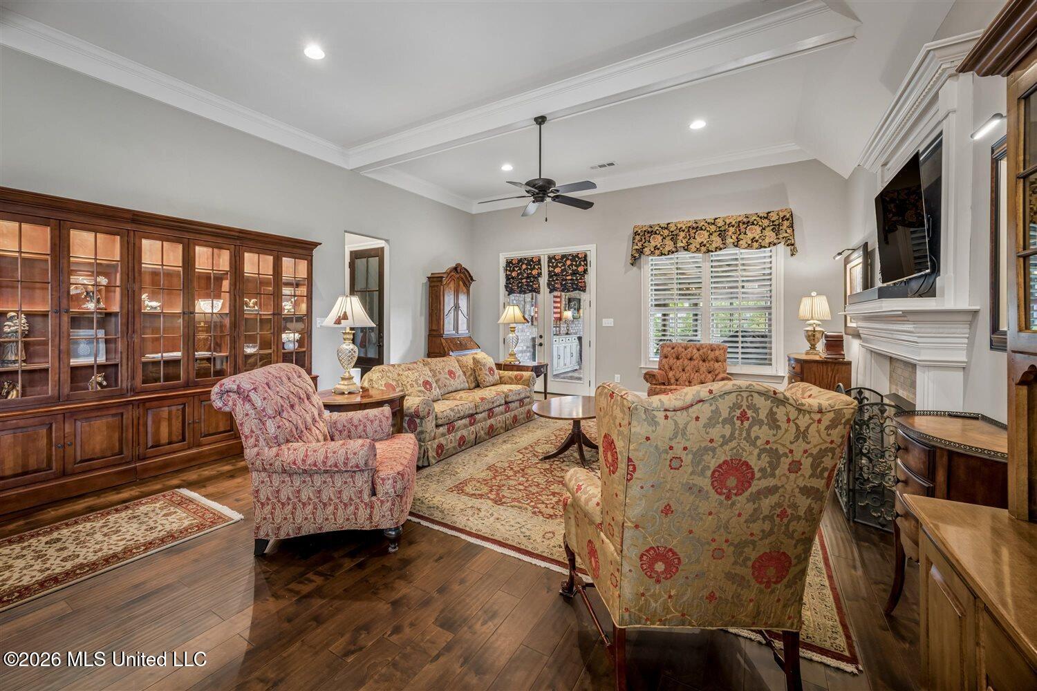 4480 Woodgate Lane Property Photo 12