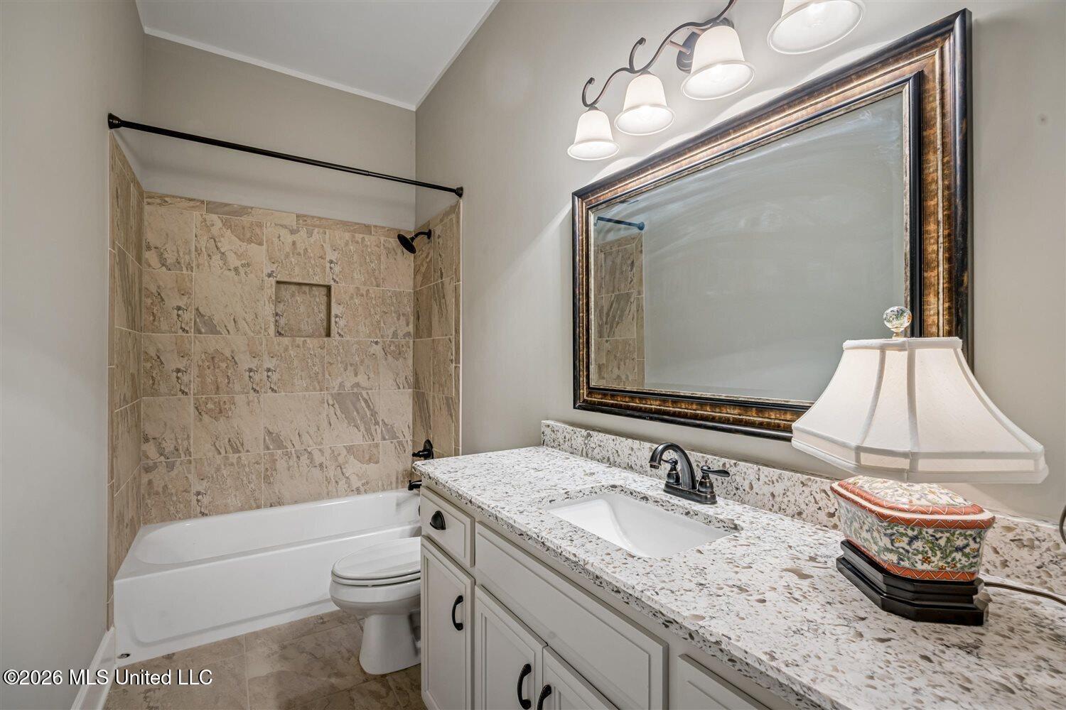 4480 Woodgate Lane Property Photo 28