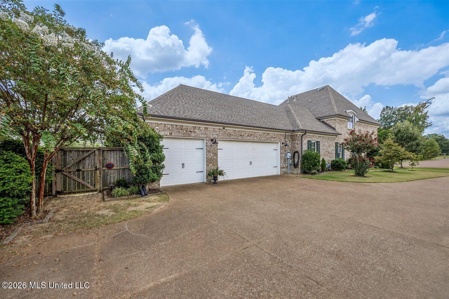 4480 Woodgate Lane Property Photo 39