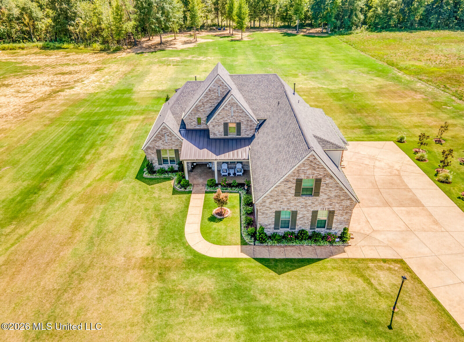 363 Cedar Crest Cove Property Photo 1