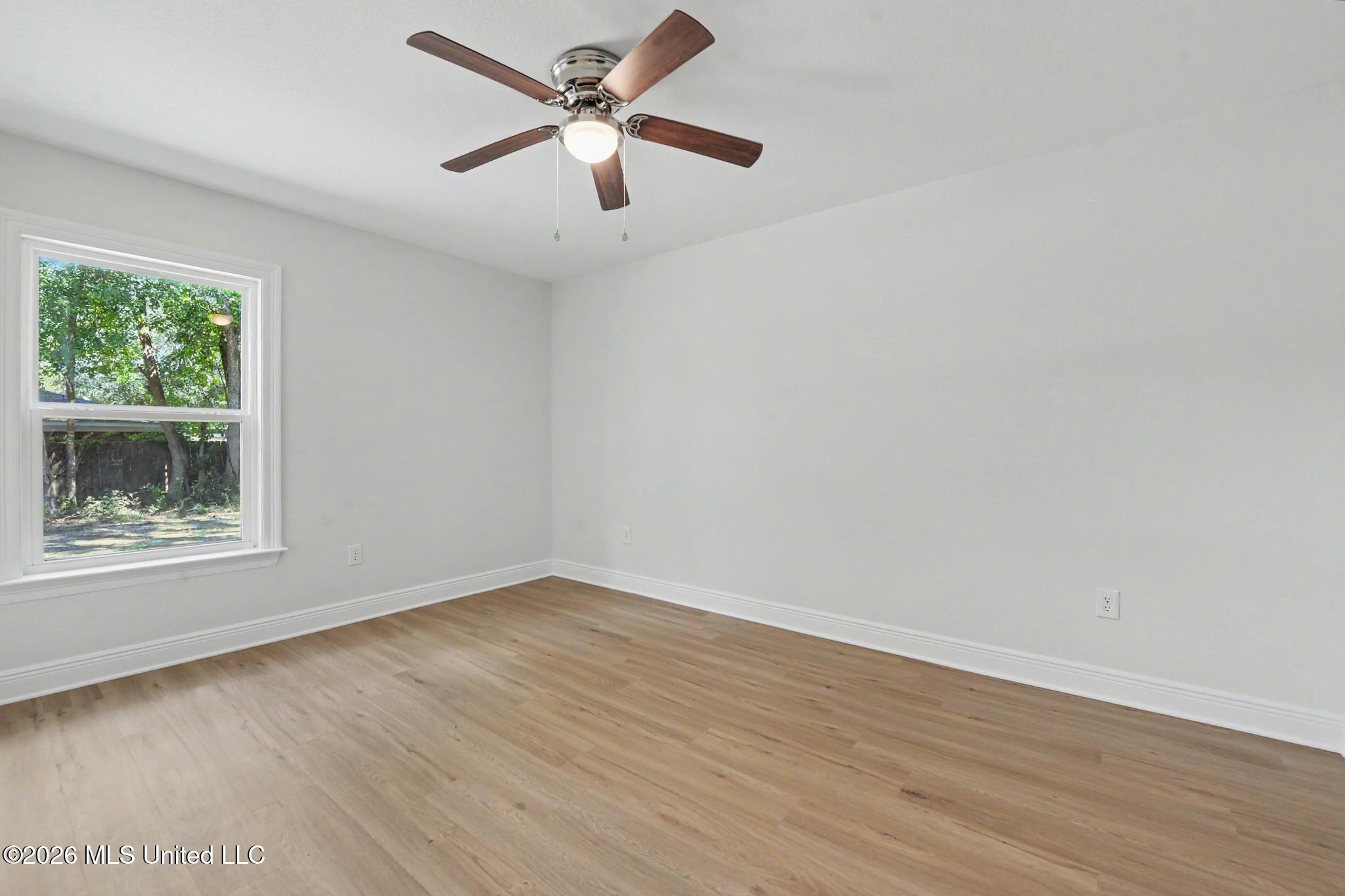 12908 Dixie Hill Drive Property Photo 19