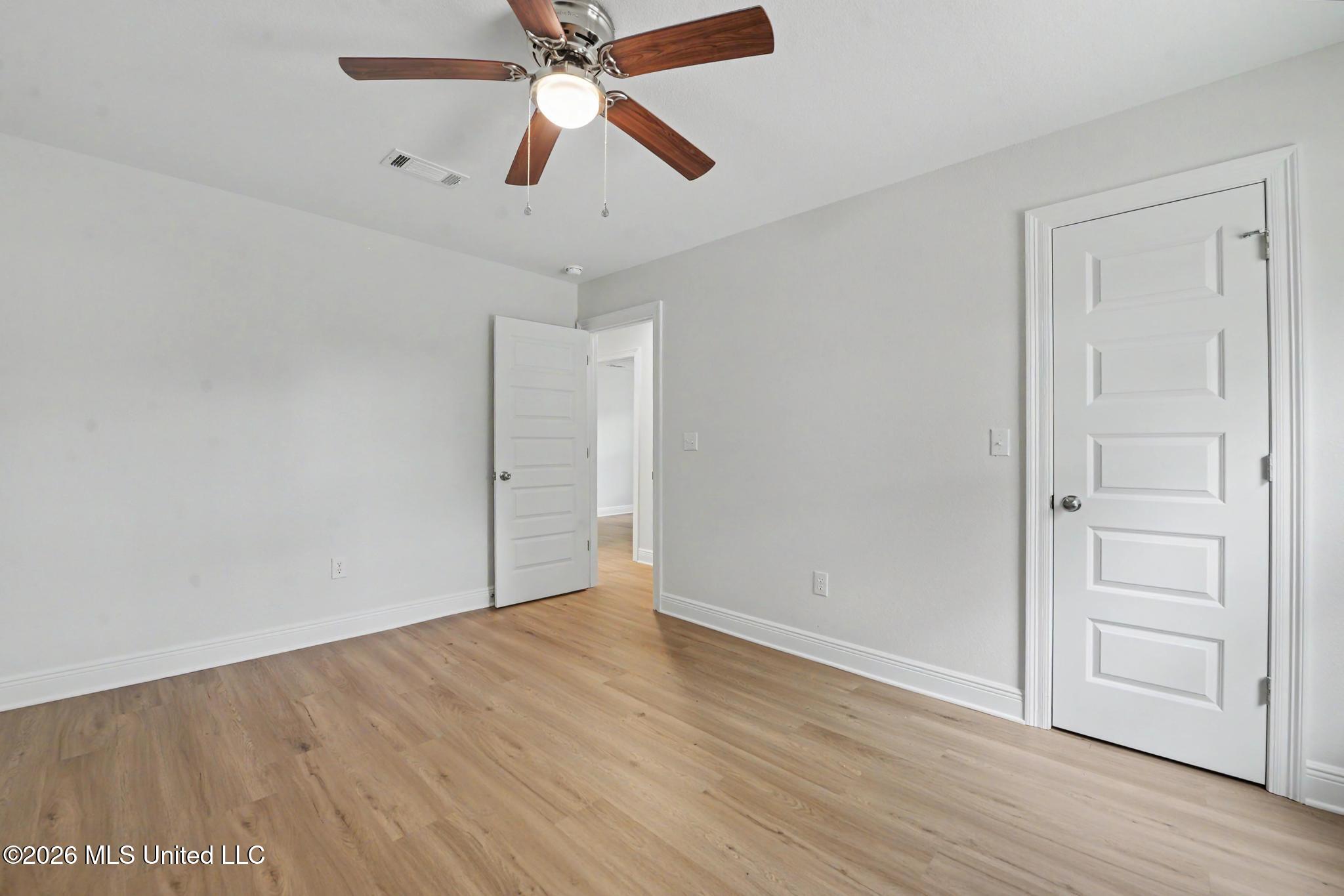 12908 Dixie Hill Drive Property Photo 20