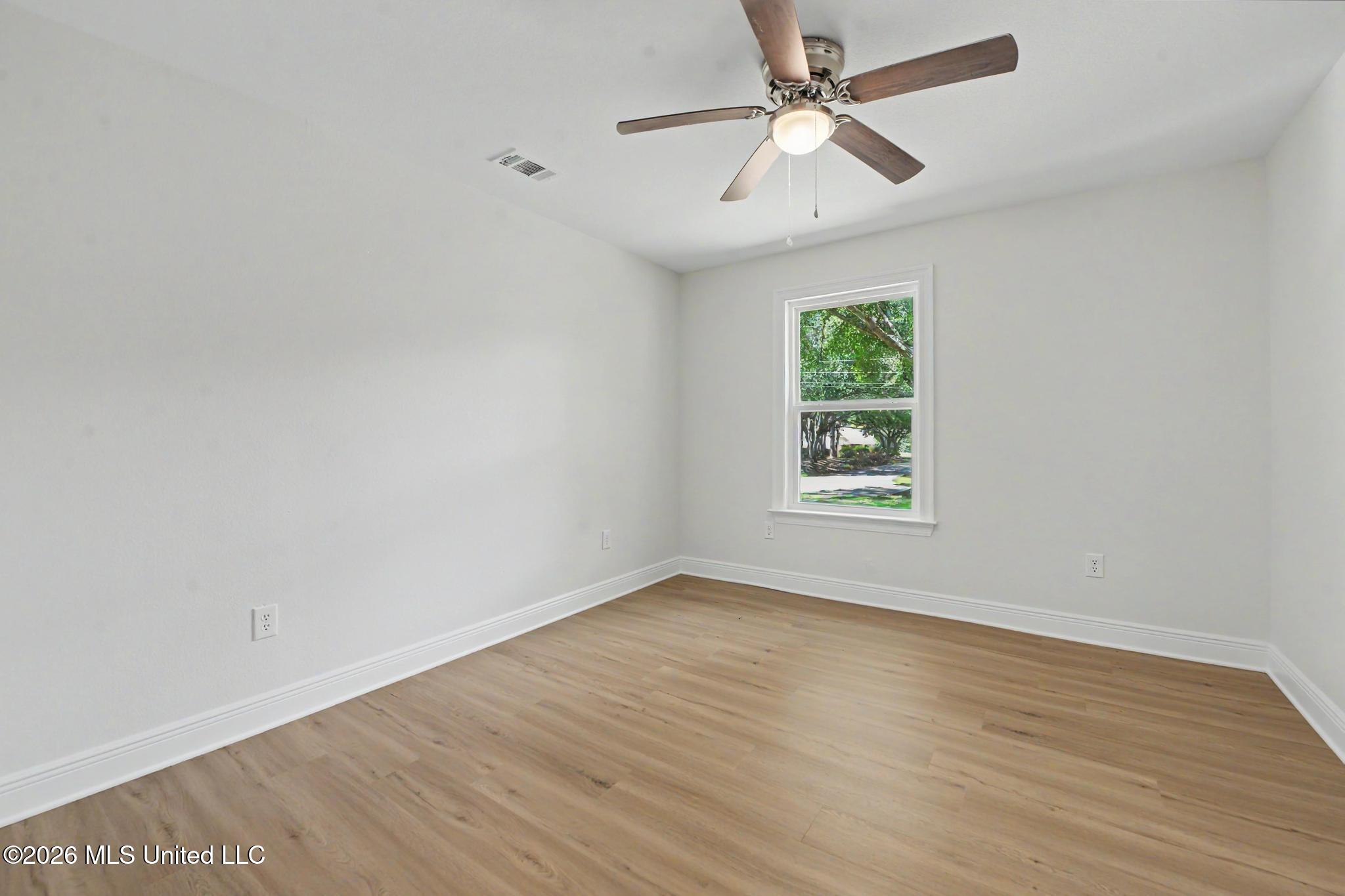 12908 Dixie Hill Drive Property Photo 21