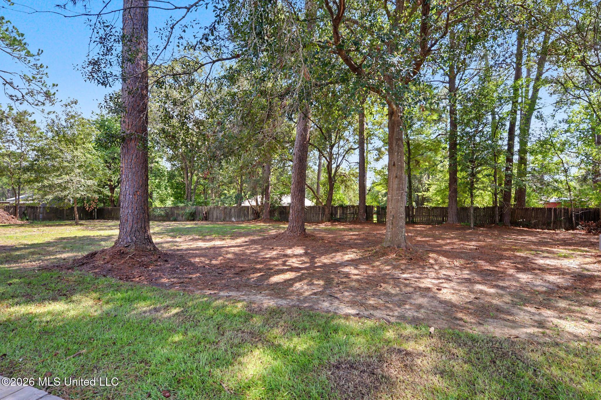 12908 Dixie Hill Drive Property Photo 25