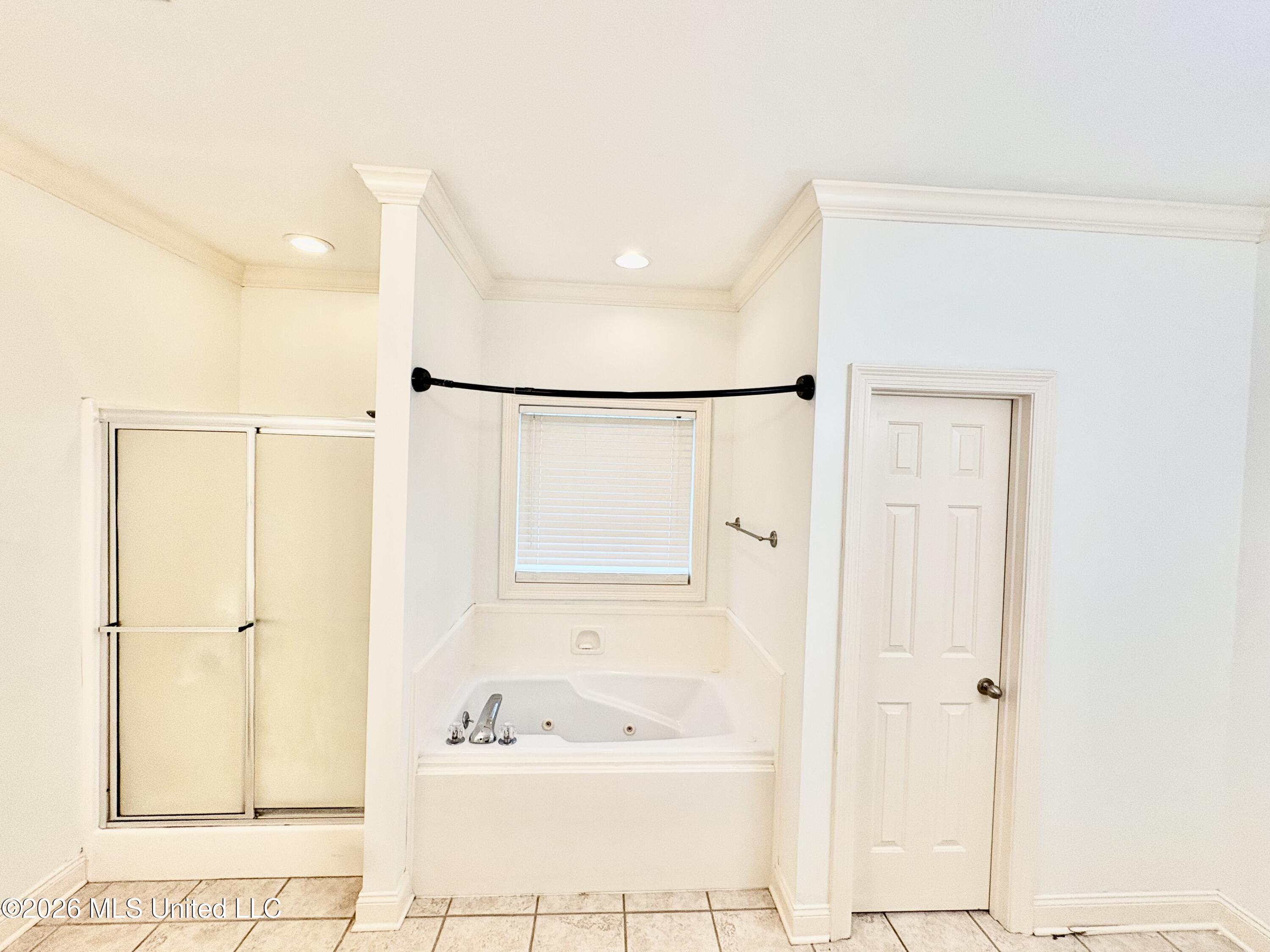705 Forest Woods Drive Property Photo 7