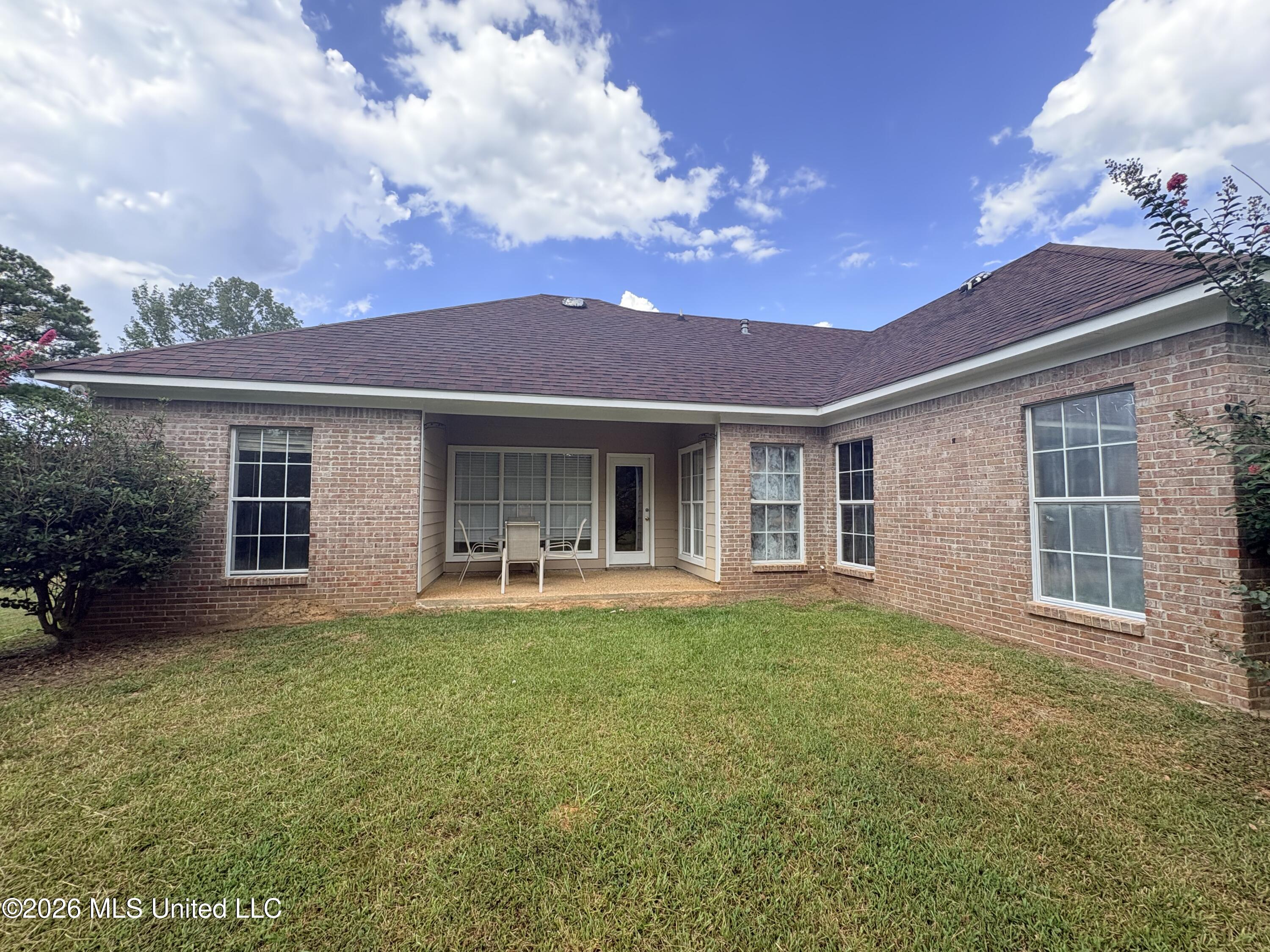 705 Forest Woods Drive Property Photo 23