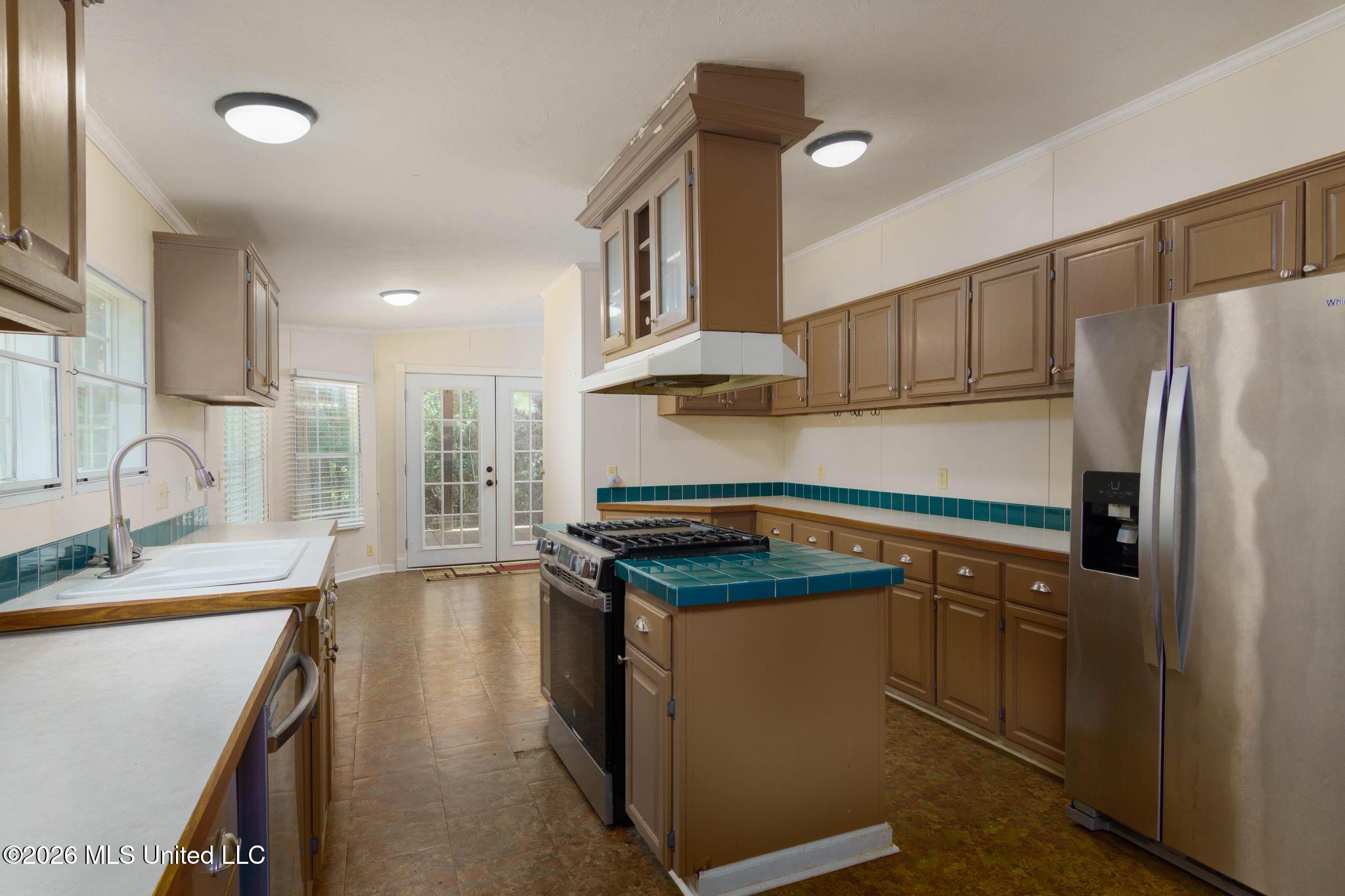 51 Rock Road Property Photo 6