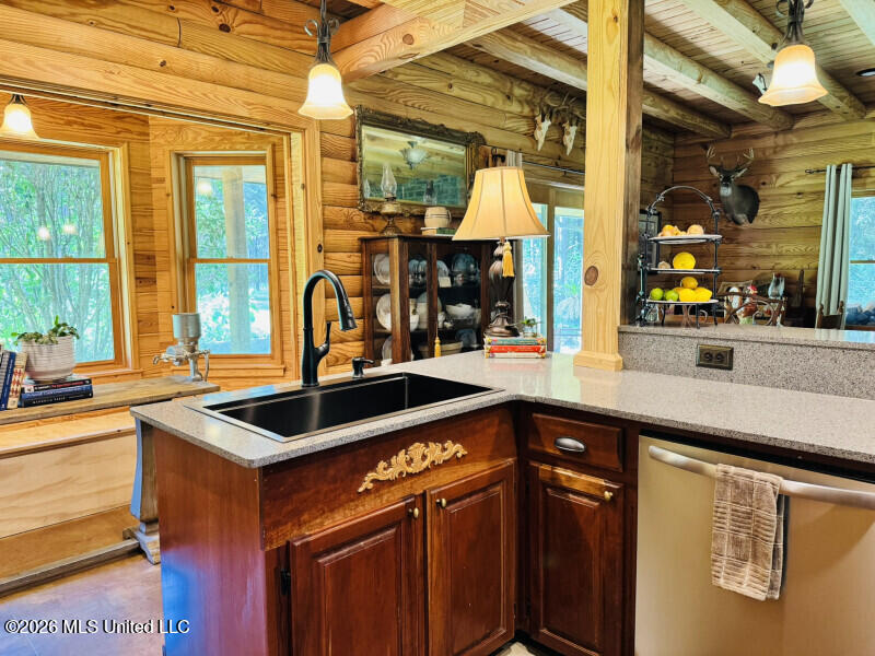 1190 Charlie Rhodus Road Property Photo 7