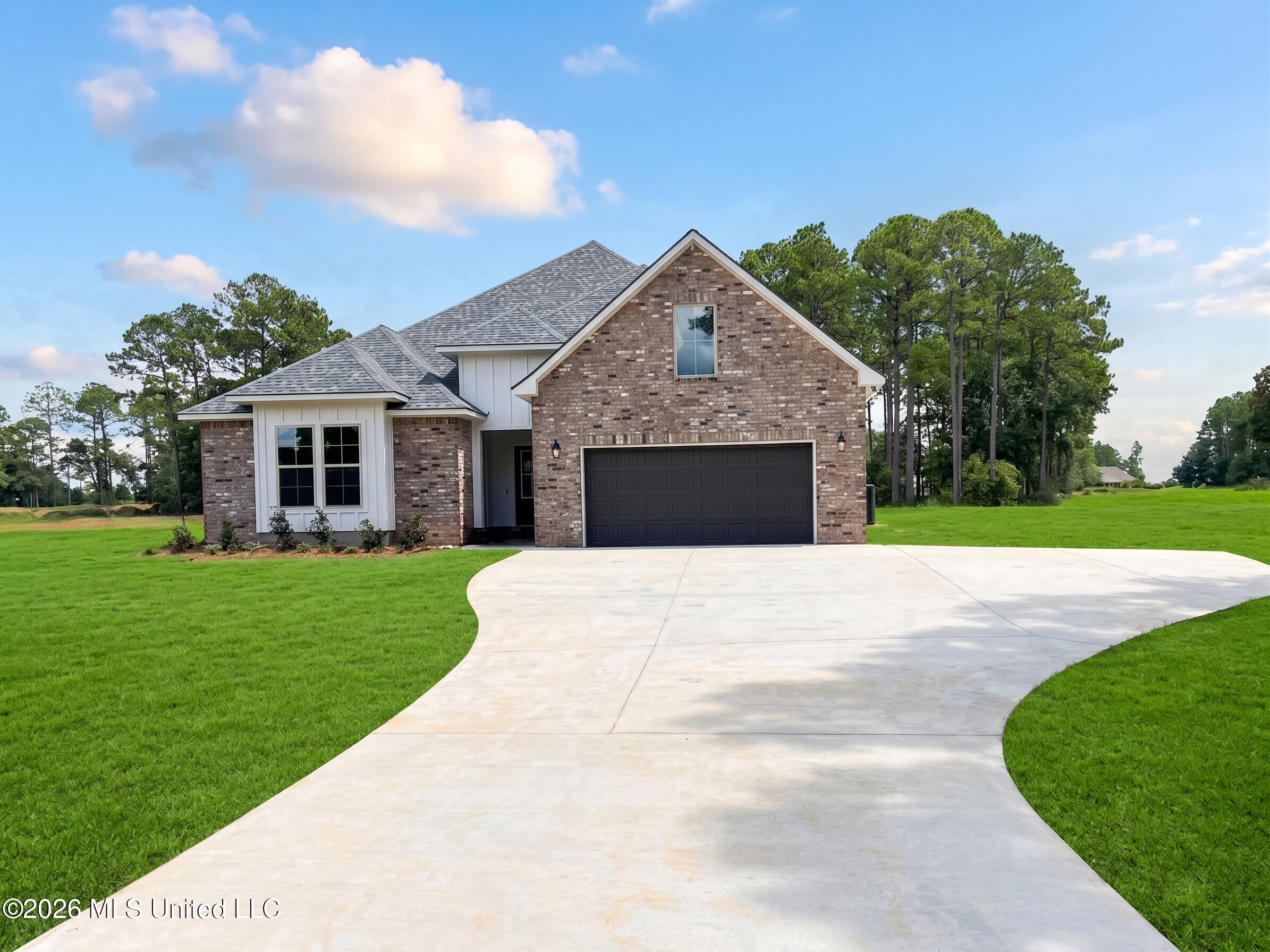 17952 Fairway View Drive Property Photo 1