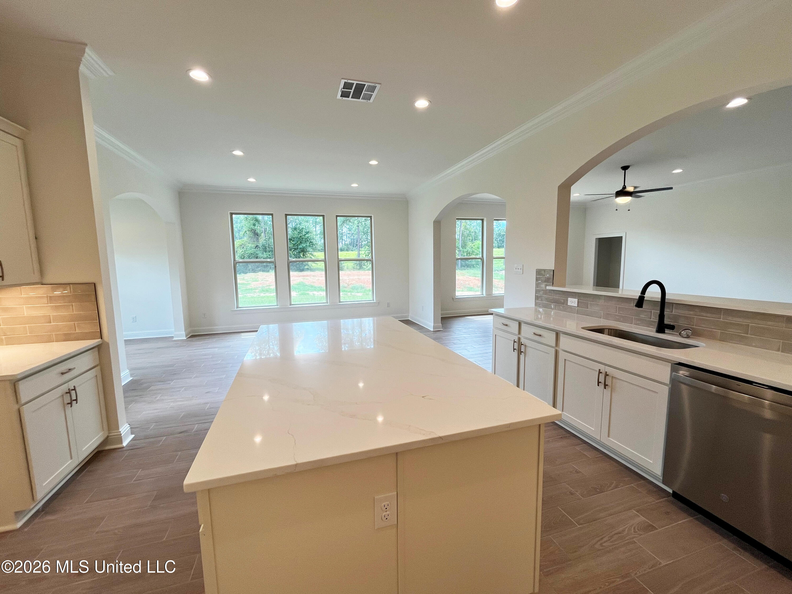 17952 Fairway View Drive Property Photo 7