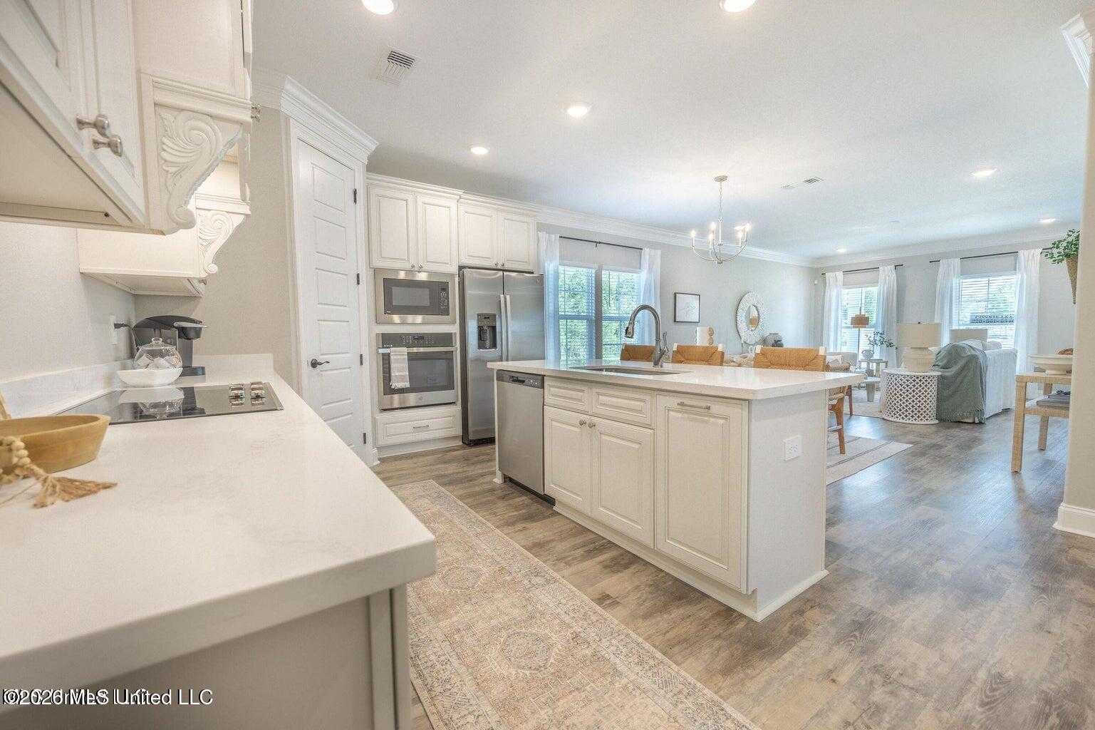 12109 Creole Way Property Photo 7