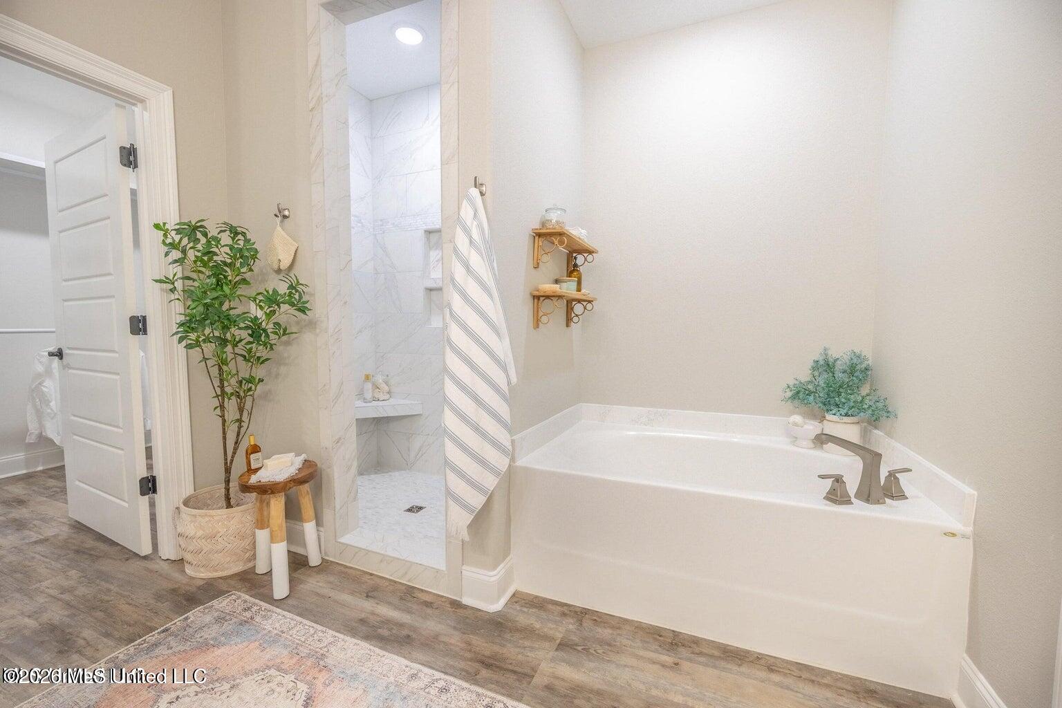 12109 Creole Way Property Photo 14