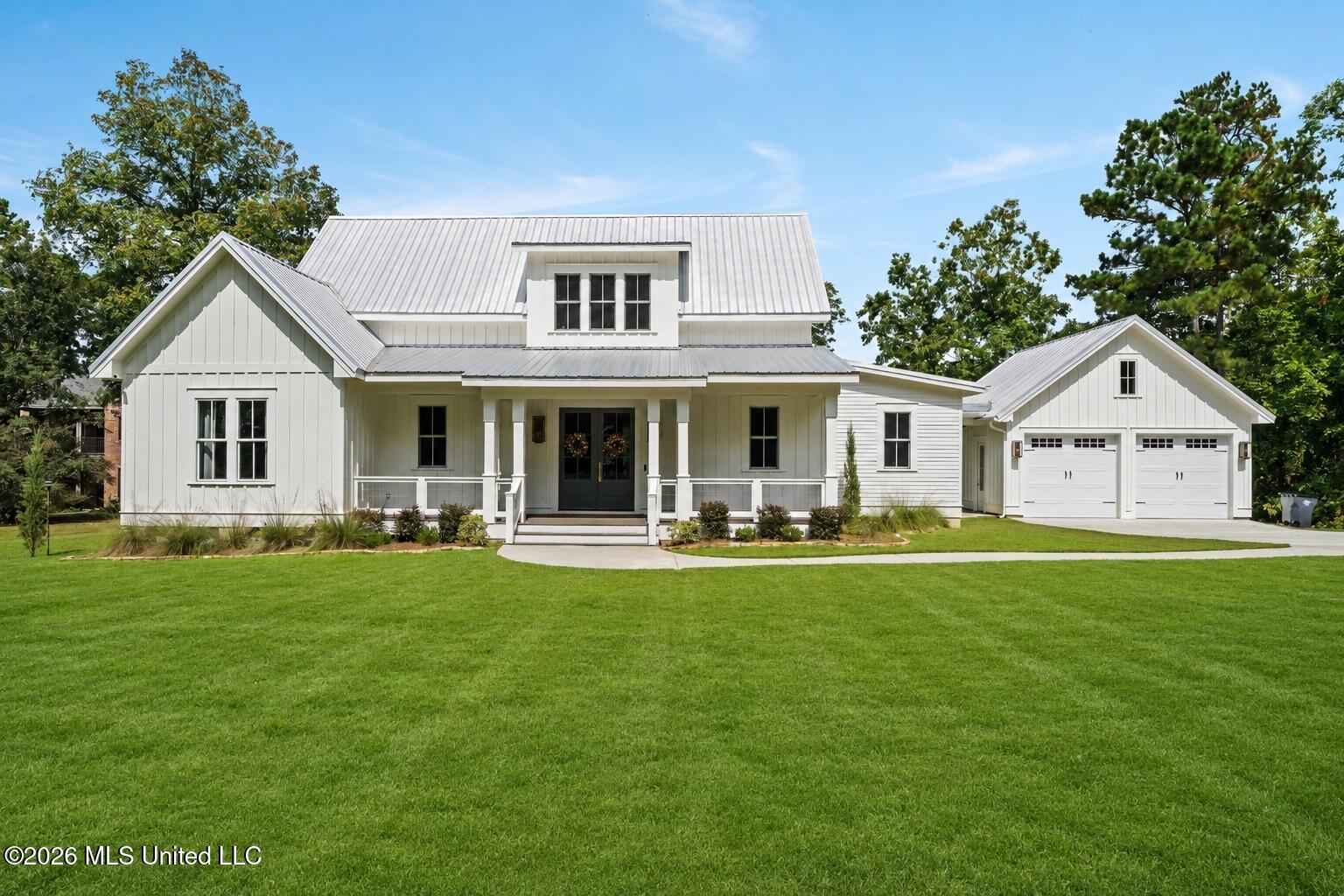 16 Bent Pebble Point Property Photo 1
