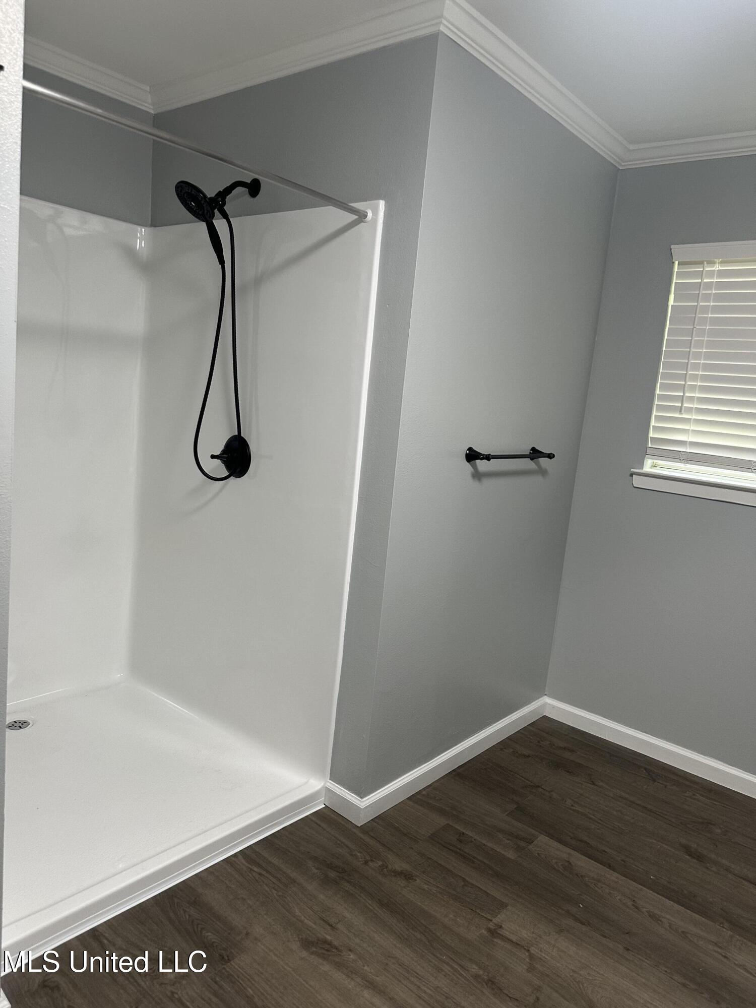 1113 Beach Avenue Property Photo 8