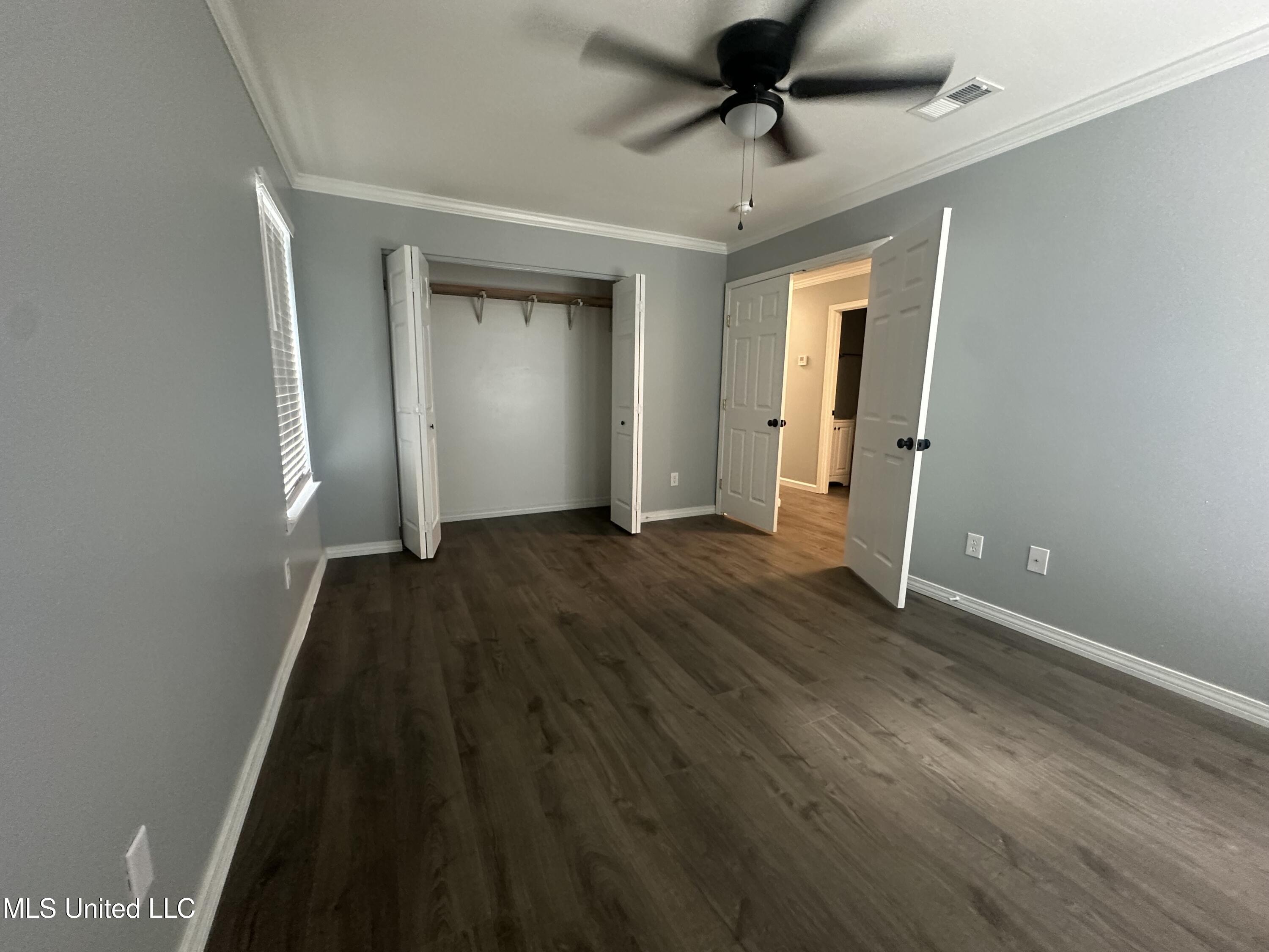 1113 Beach Avenue Property Photo 9