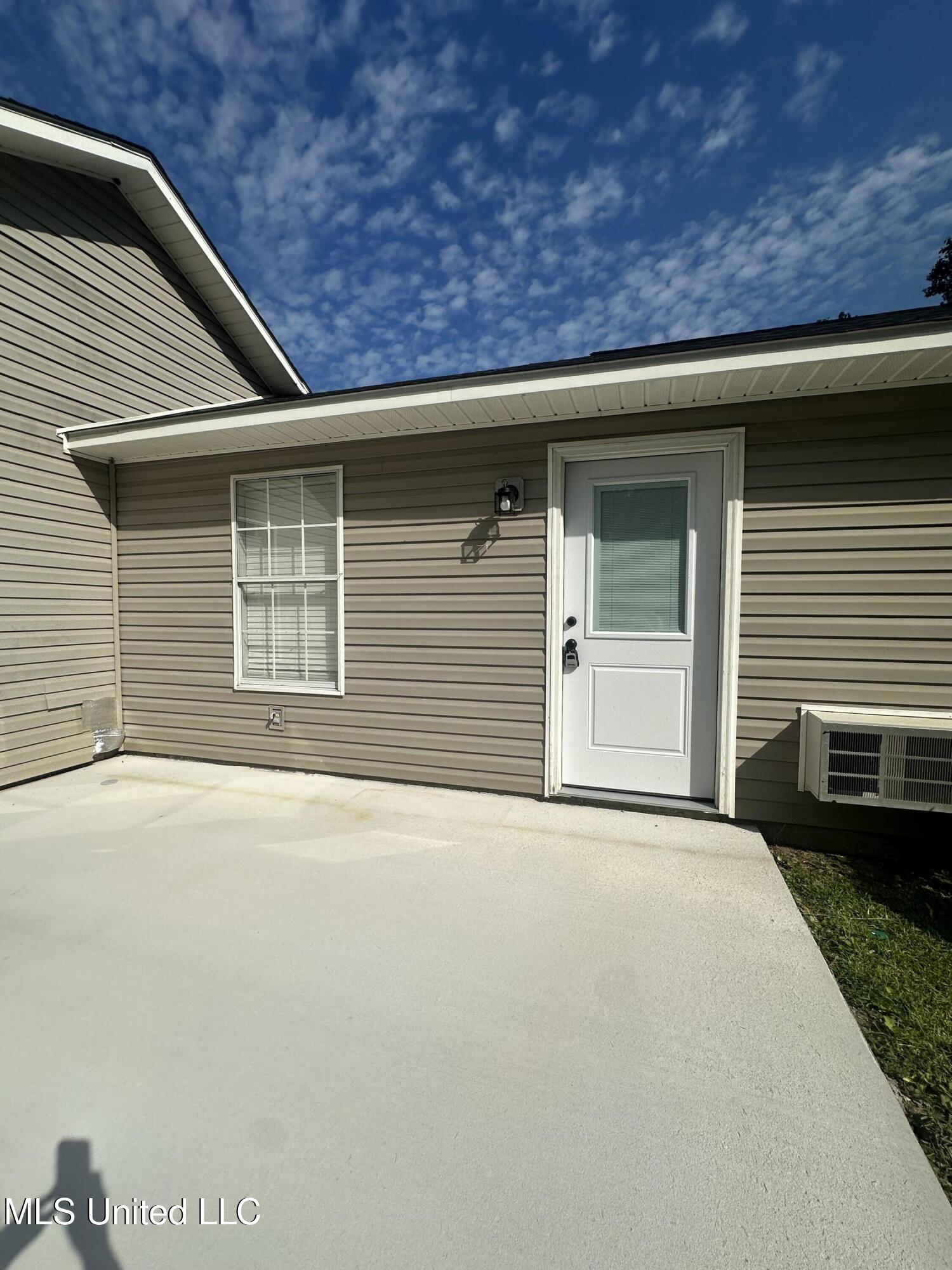 1113 Beach Avenue Property Photo 14