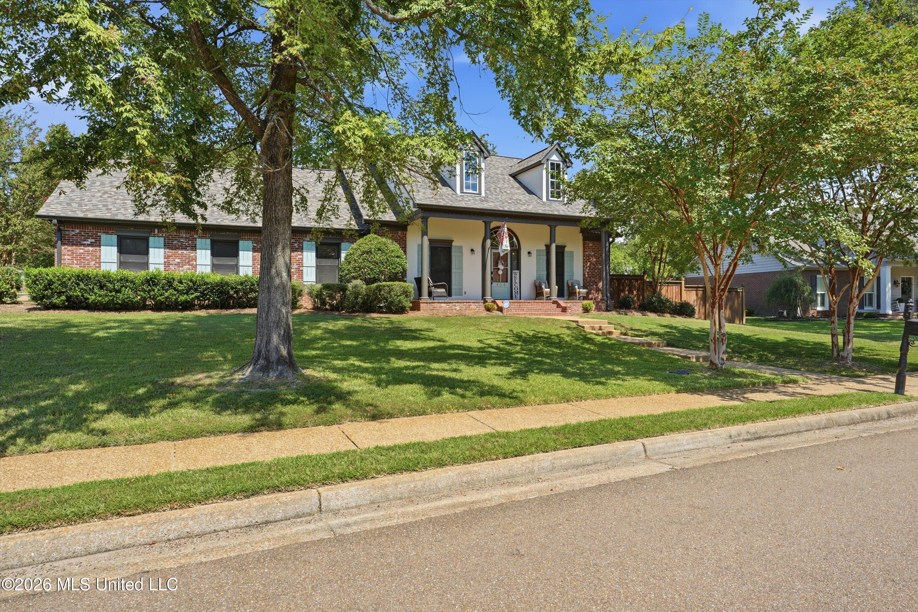 404 Northwind Drive Property Photo 4