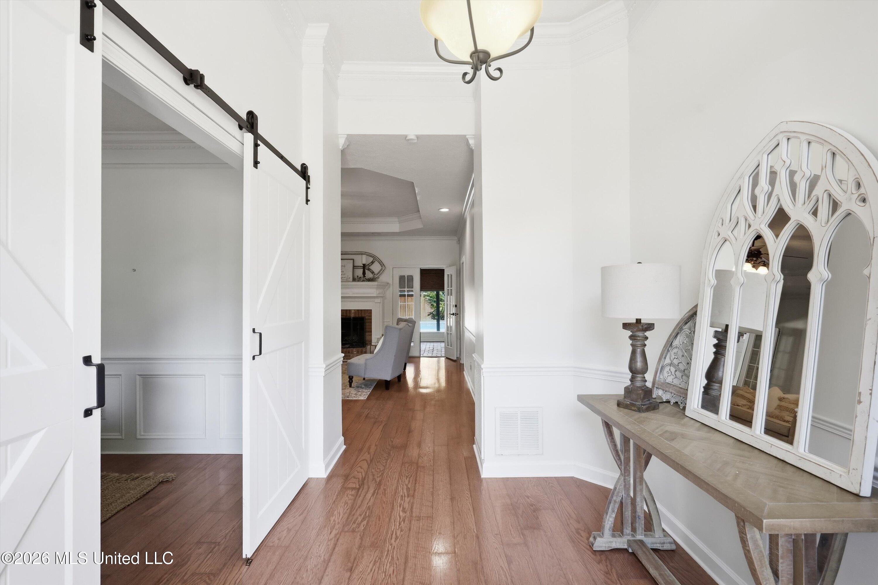 404 Northwind Drive Property Photo 6