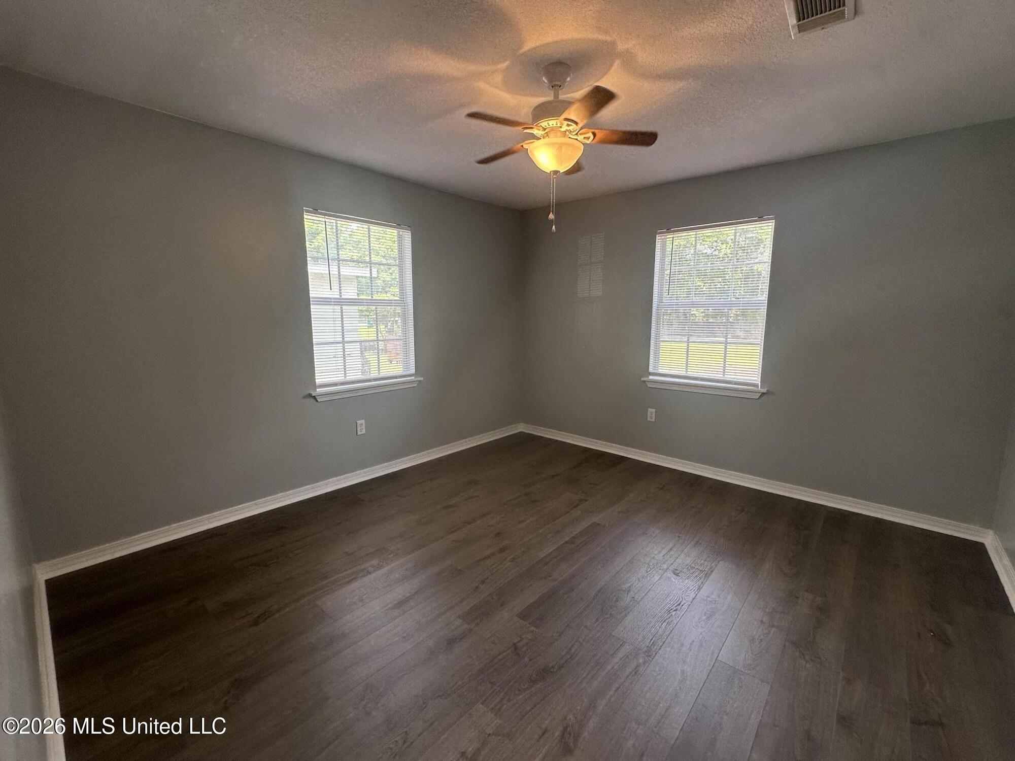1206 Beach Avenue Property Photo 4