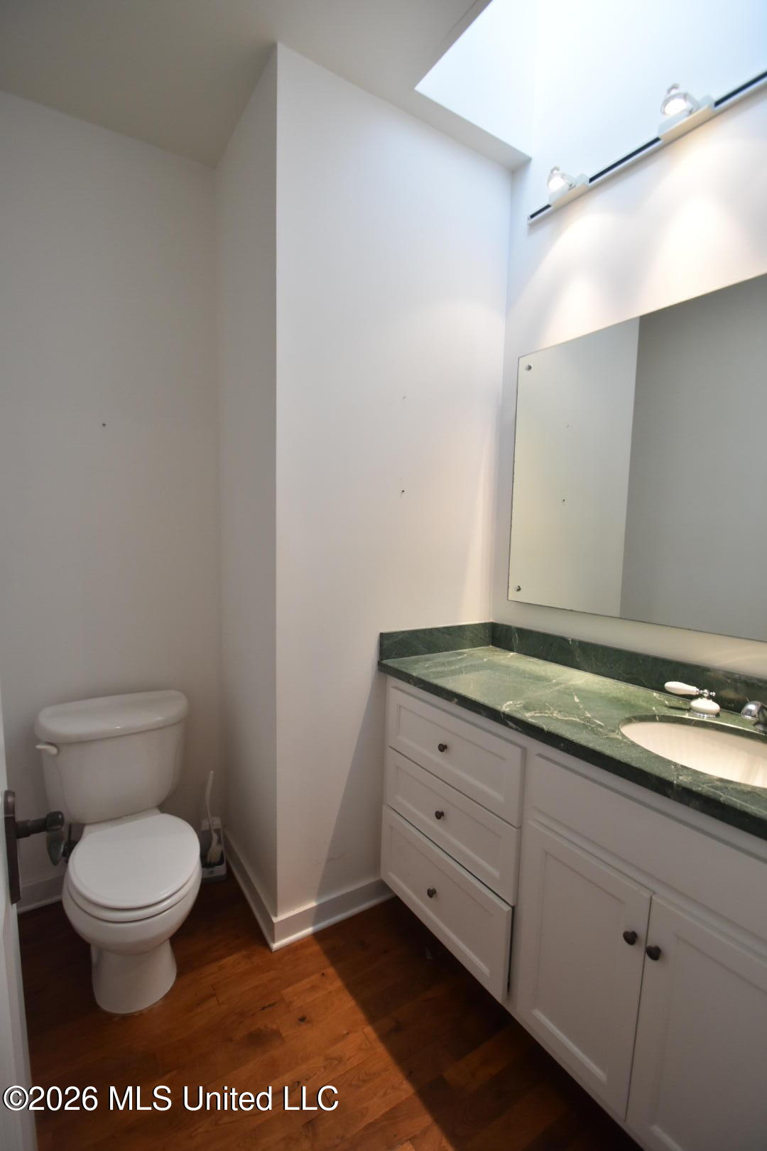 1001 Robert E Lee Drive Property Photo 7