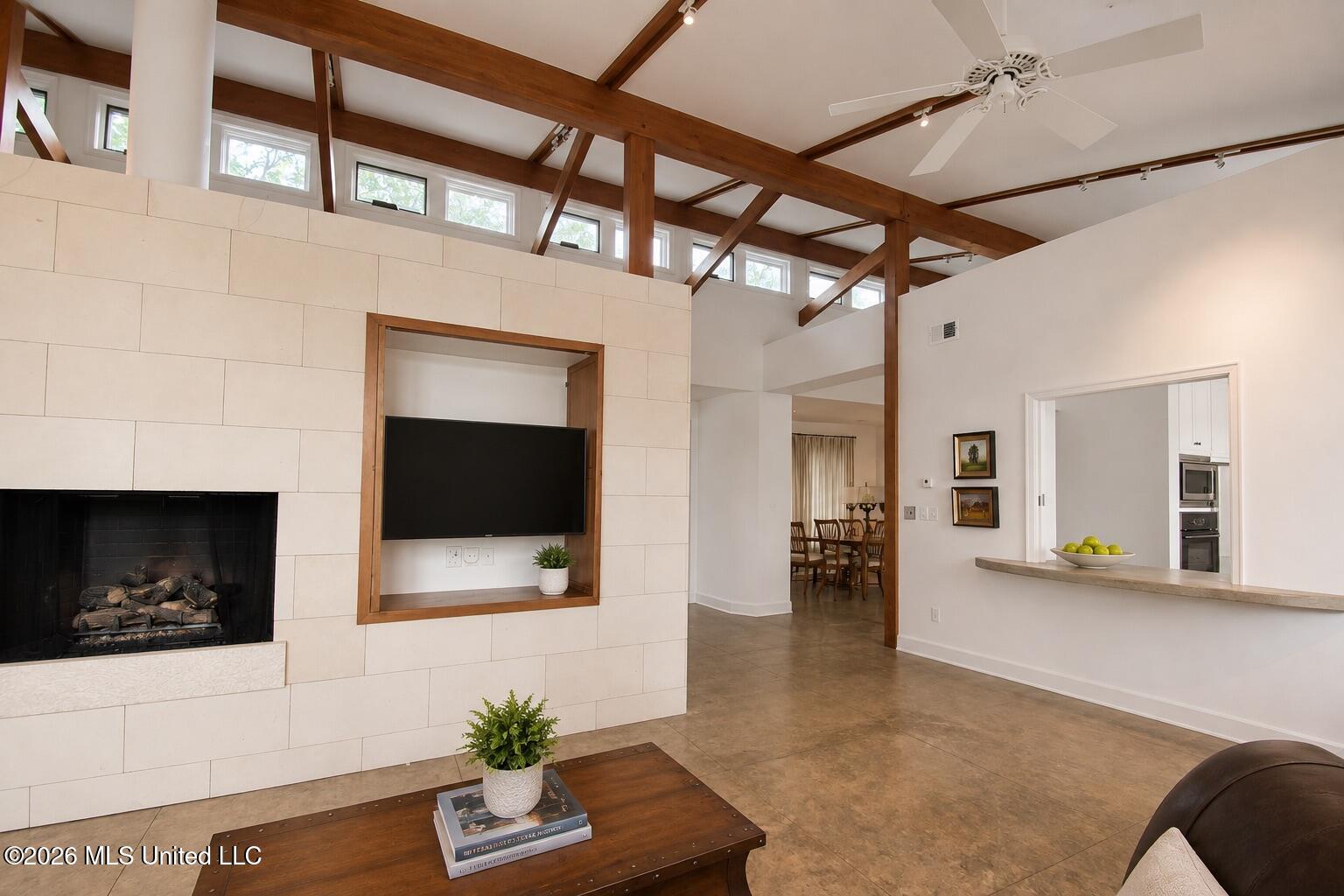 1001 Robert E Lee Drive Property Photo 12