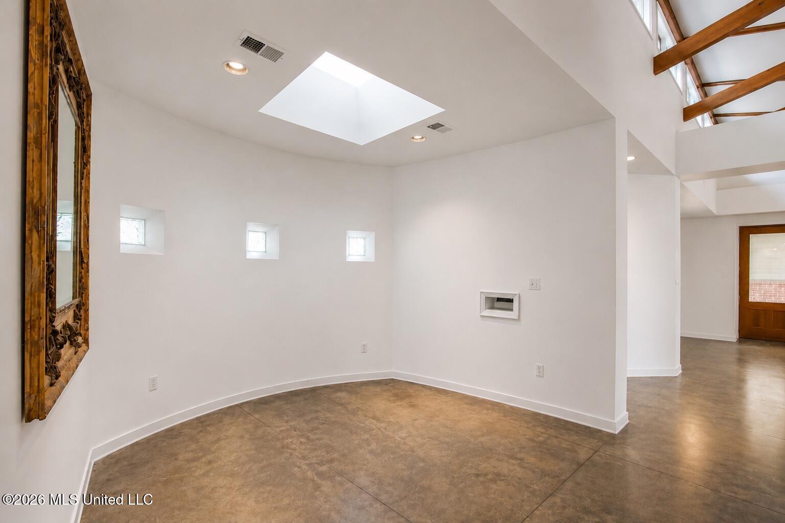 1001 Robert E Lee Drive Property Photo 14