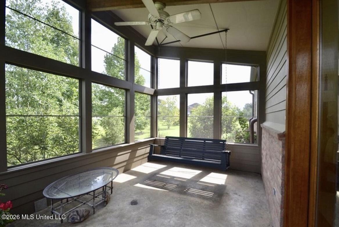 1001 Robert E Lee Drive Property Photo 20