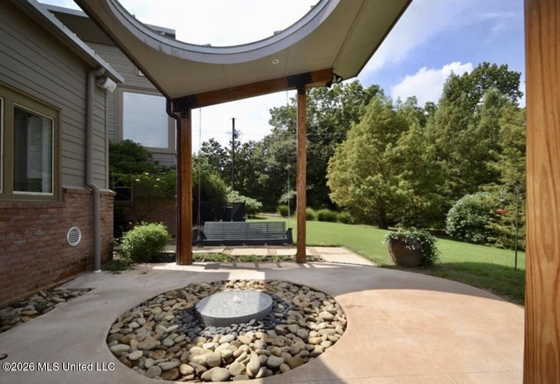 1001 Robert E Lee Drive Property Photo 33
