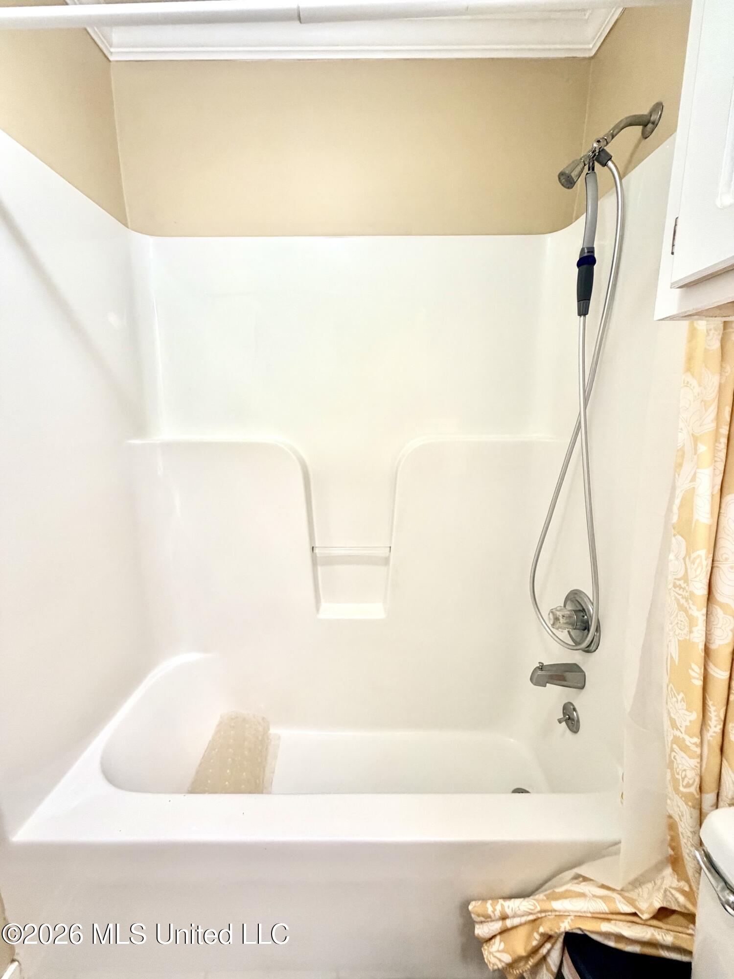 1008 Stonehendge Drive Property Photo 31