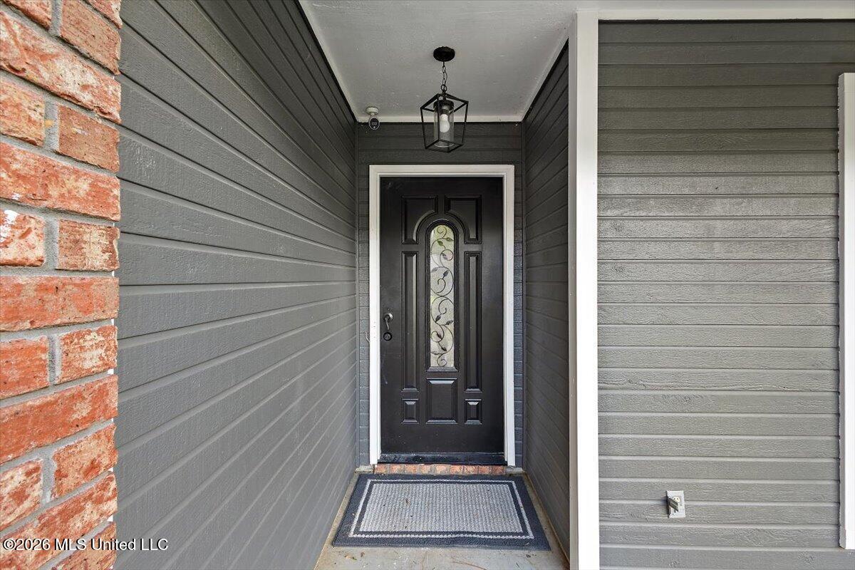415 Riverbend Drive Property Photo 4
