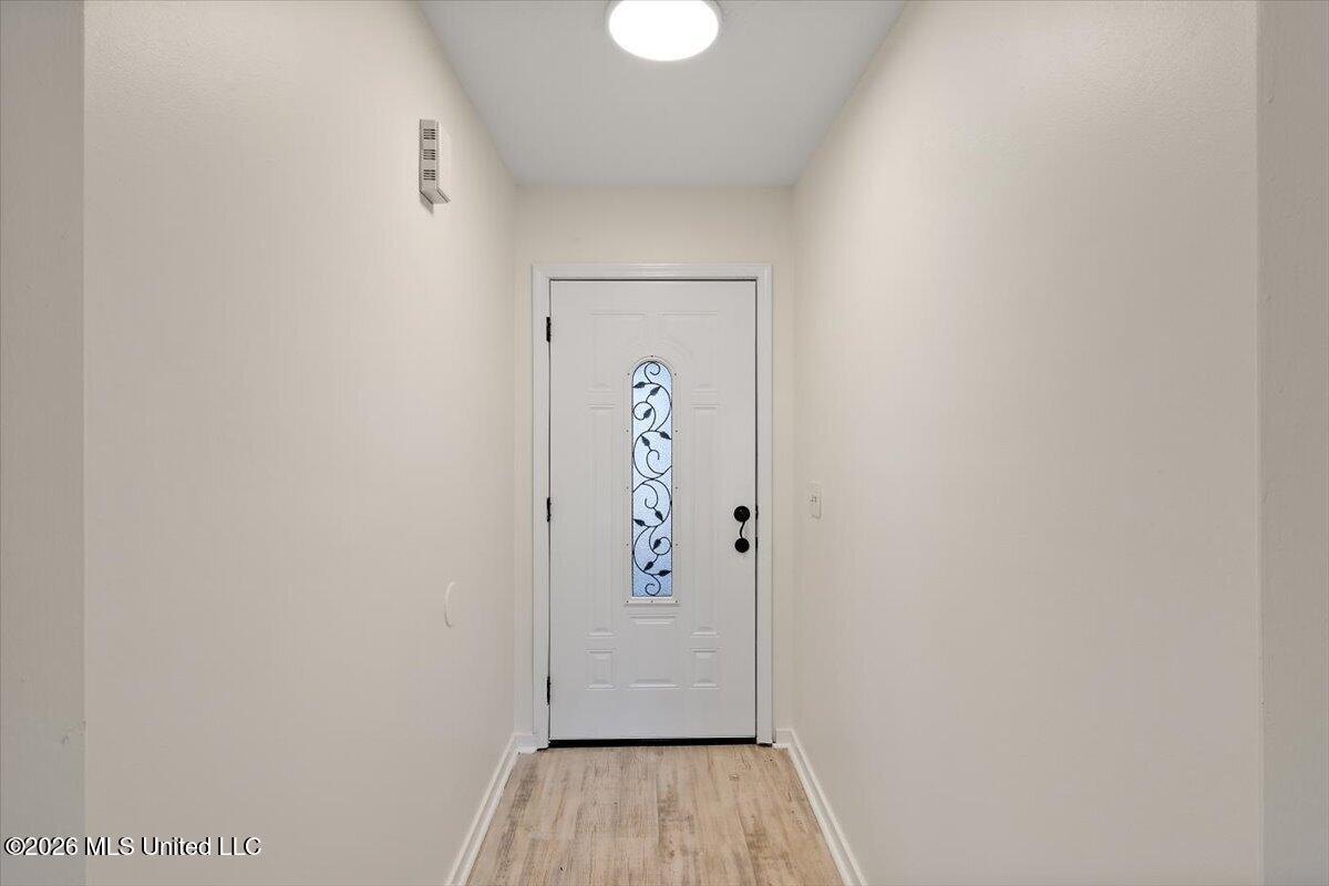 415 Riverbend Drive Property Photo 5