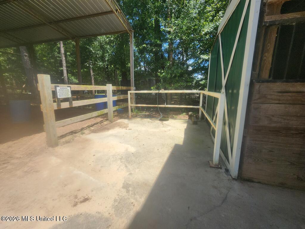 88 Compton Ranch Road Property Photo 29