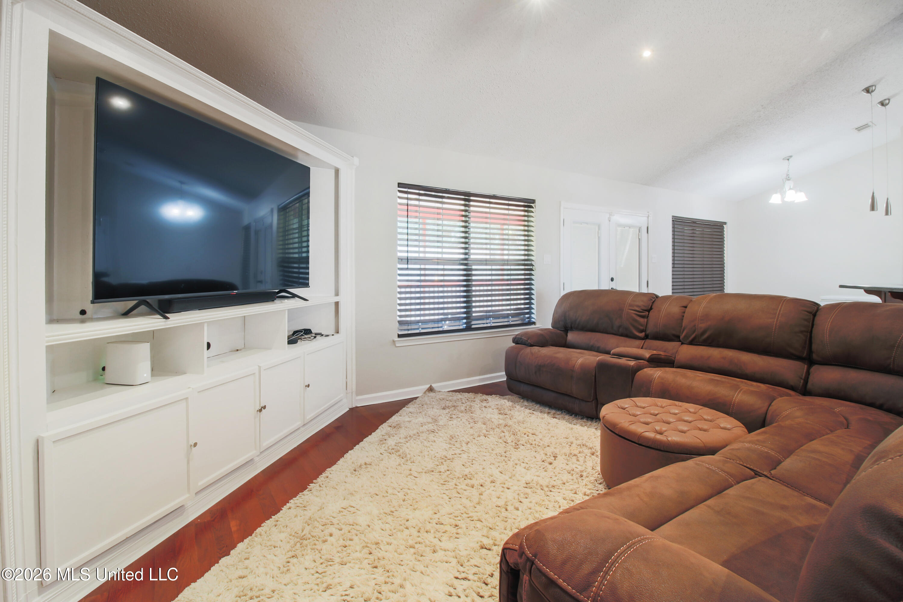 15054 Greenwell Circle Property Photo 8