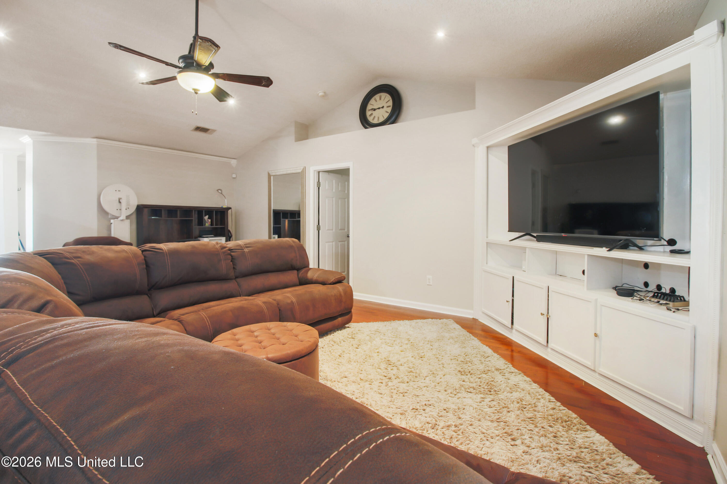 15054 Greenwell Circle Property Photo 10