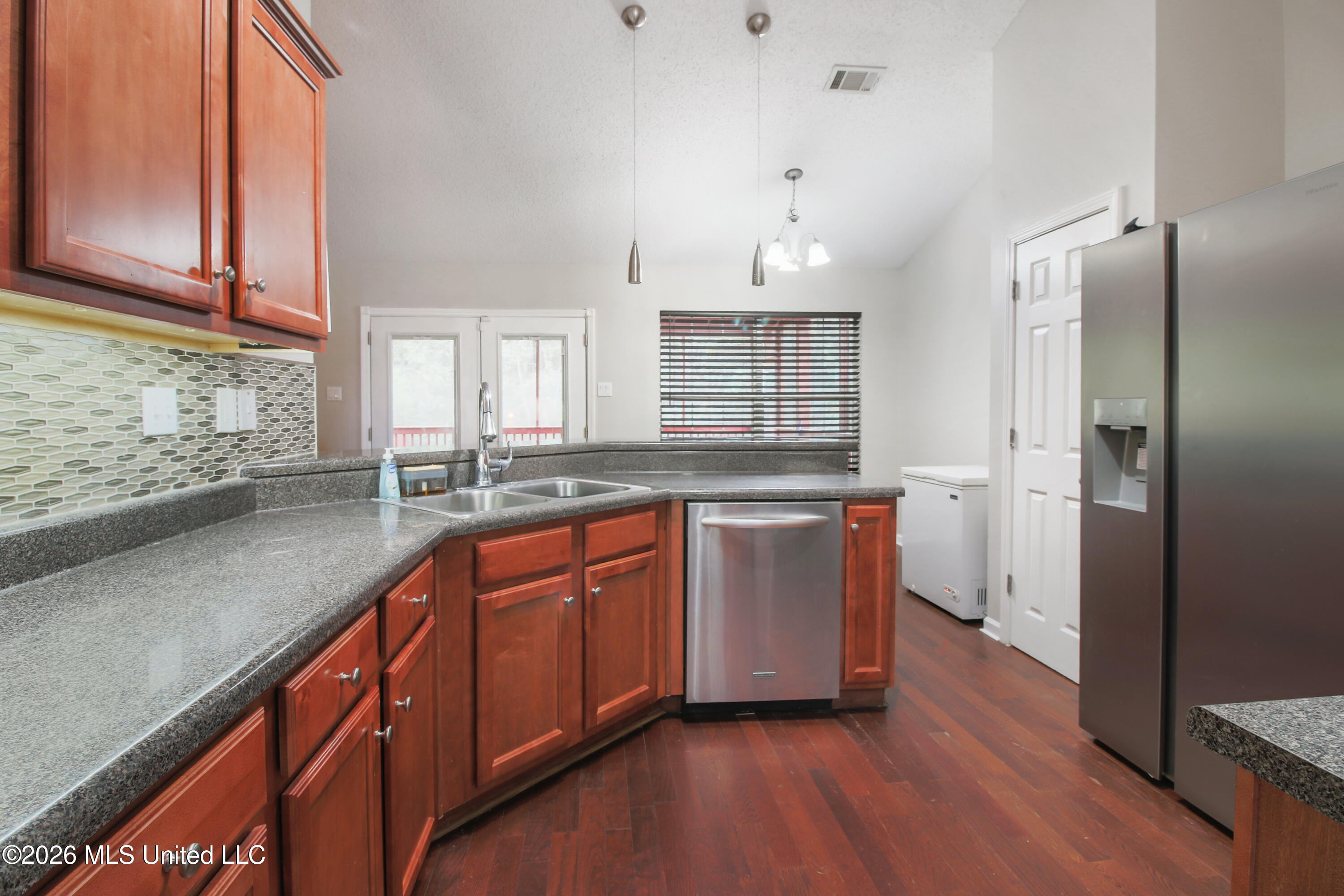 15054 Greenwell Circle Property Photo 16