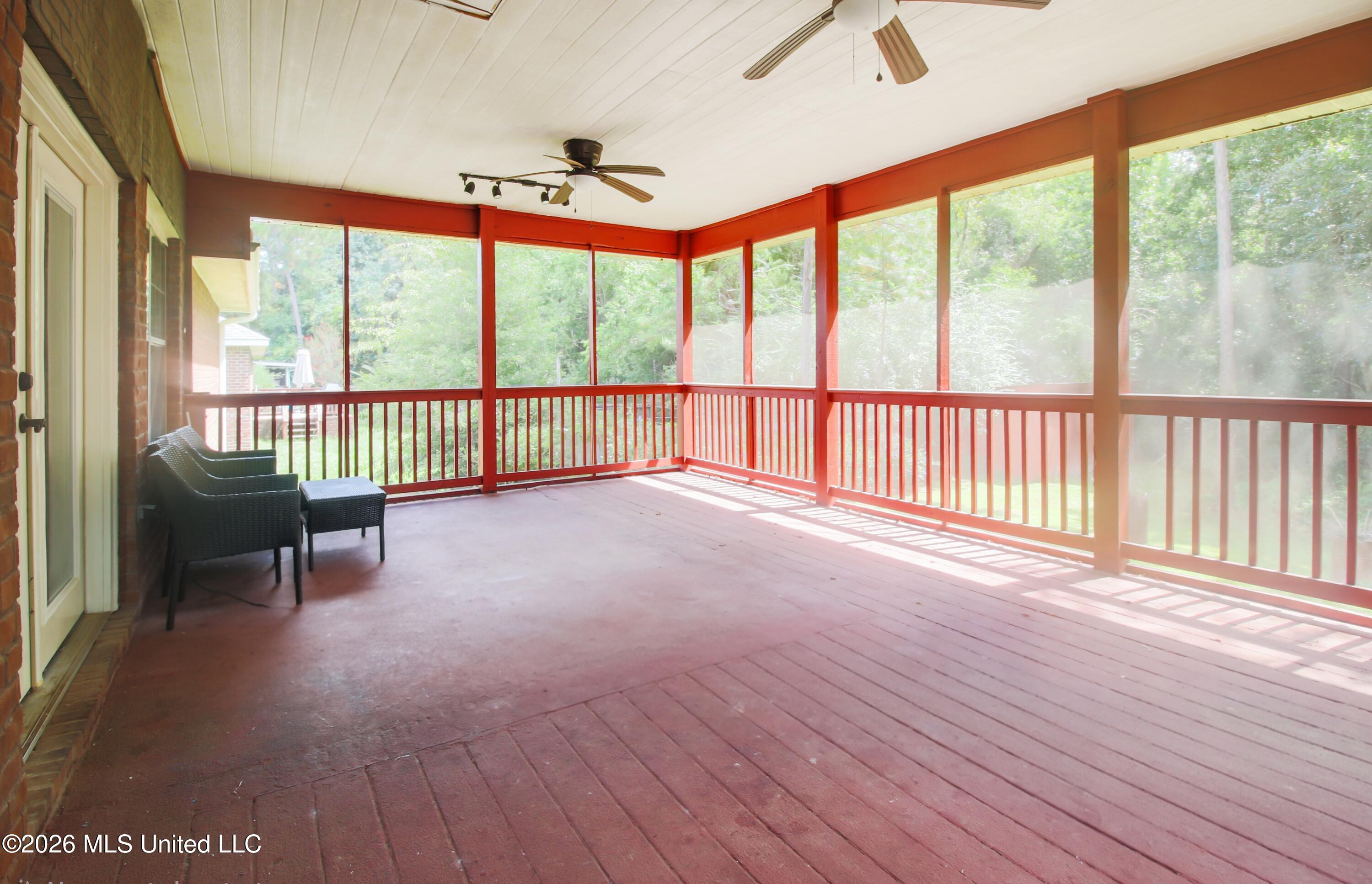 15054 Greenwell Circle Property Photo 29
