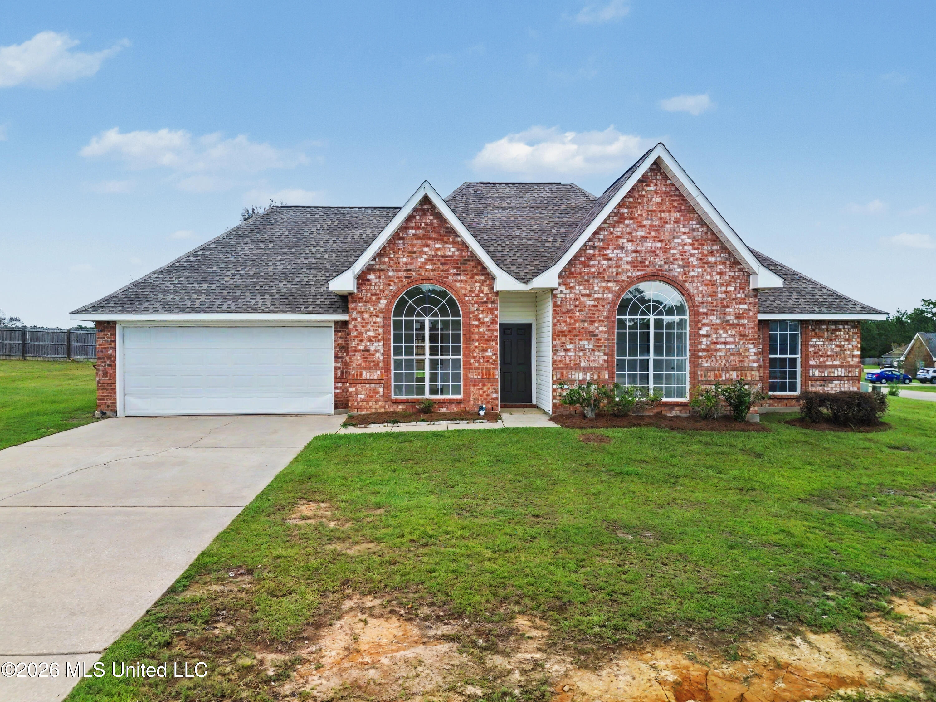 21806 Hunter Cove Property Photo 1
