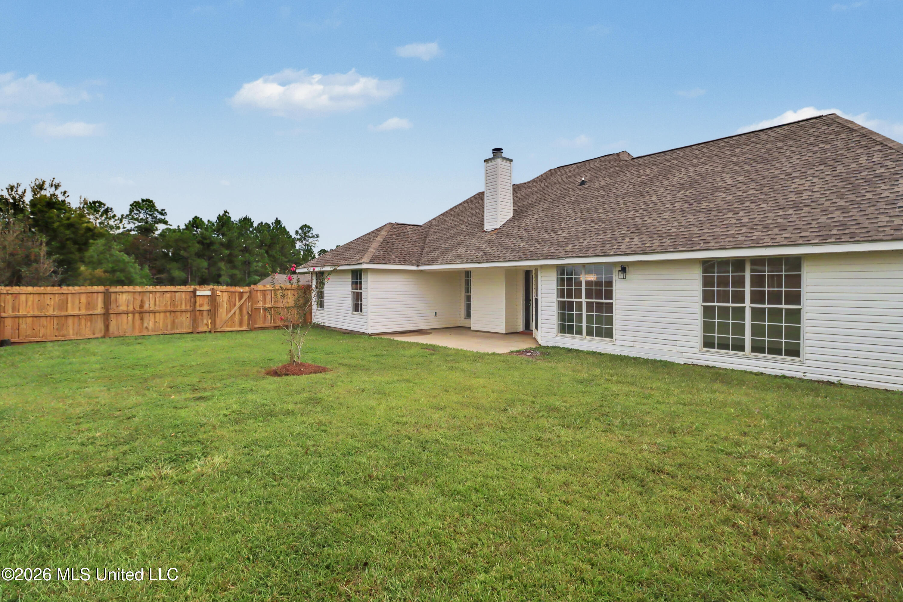 21806 Hunter Cove Property Photo 23