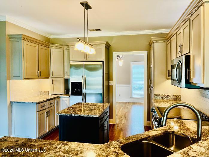 1720 Stonehedge Drive Property Photo 10