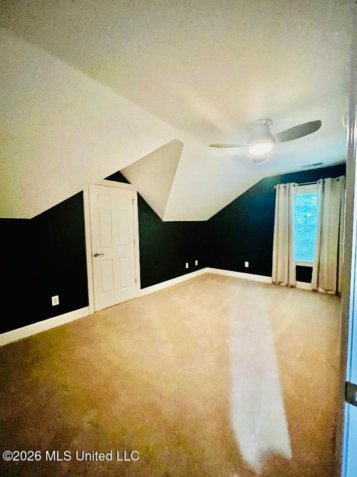 1720 Stonehedge Drive Property Photo 28