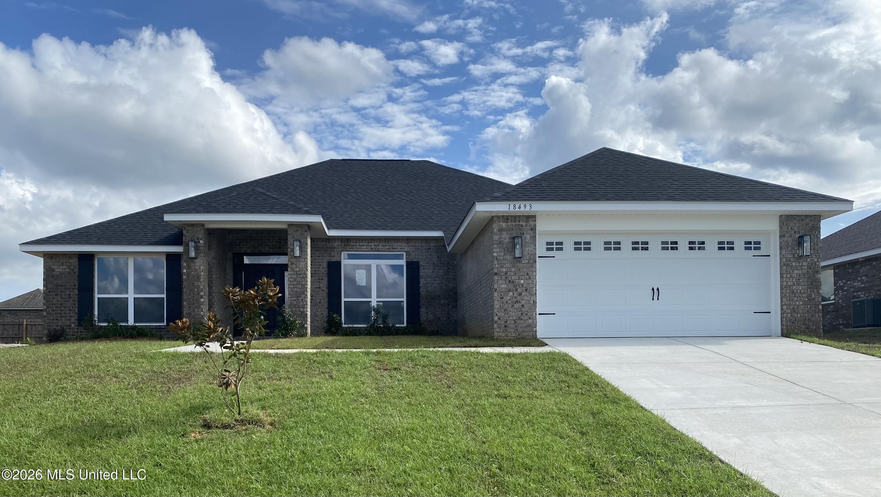 14893 Fritz Circle Property Photo 1